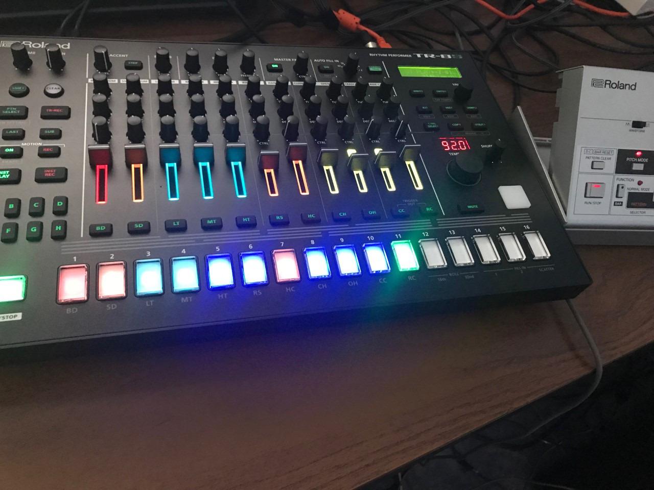 TR-8S Rhythm Performer | Advanced Drum Machine with Classic TR Drum Sounds Including the TR-808, TR-909, TR-707, TR-727, TR-606 & CR-78 | ACB Technology | 128 Kits | Customizable Effects customer photo 1