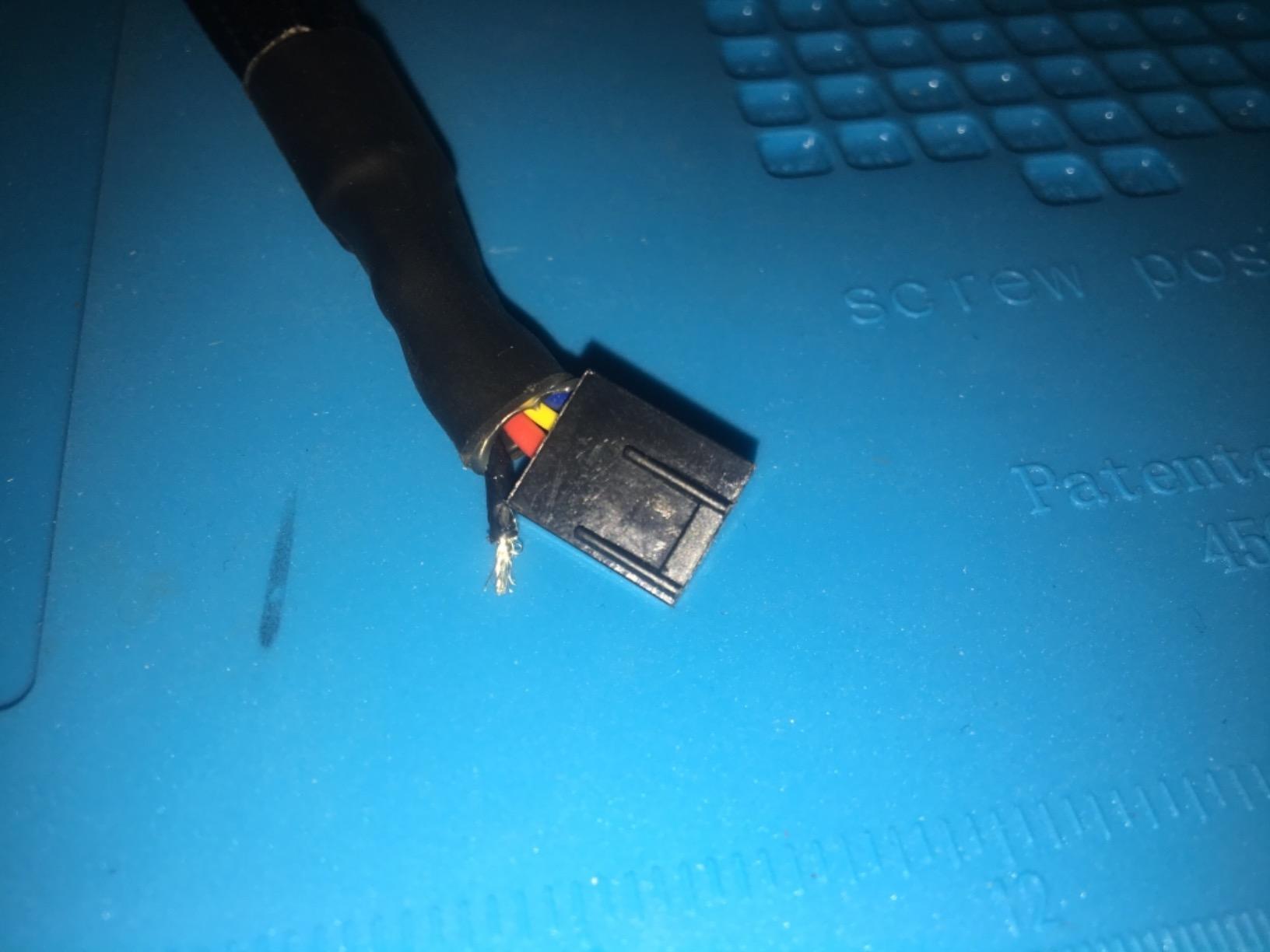 DZS Elec 4Pin 1 to 3 Ways PWM Fan Splitter Cable - Black Sleeved Fan Power Extension - 27cm/10.5 inches customer photo 2