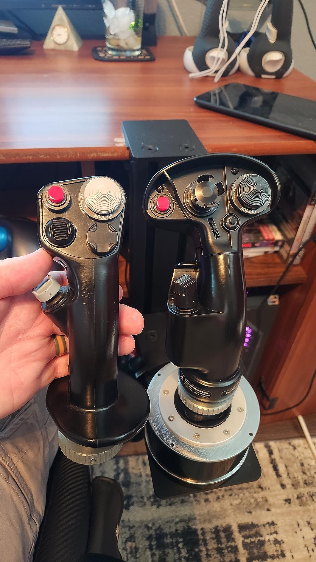 Thrustmaster F/A 18 Grip Add On (Compatible with PC) customer photo 2