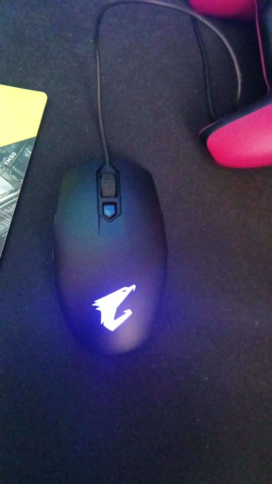 GIGABYTE GM-AORUS M5-16000 DPI Gaming Mouse customer photo 1