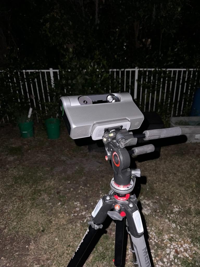 Manfrotto Befree Live, Travel Video Tripod with Video Camera Head and Lever Closure, Aluminum Tripod for DSLR, Mirrorless, Reflex Cameras and Video Cameras, Camera and Video Accessories customer photo 2