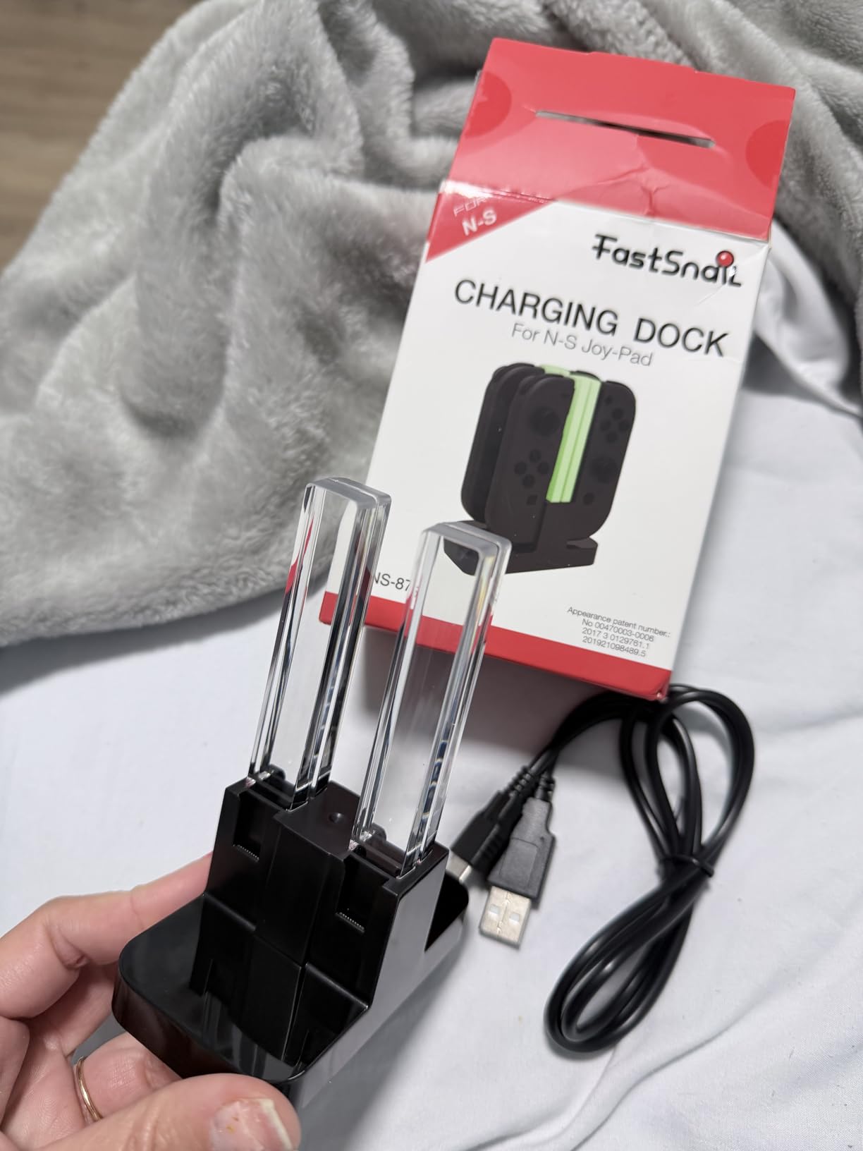 FastSnail Charging Dock Compatible with Nintendo Switch for Joy Con & OLED Model Controller with Lamppost LED Indication, Charger Stand Station with Charging Cable customer photo 1