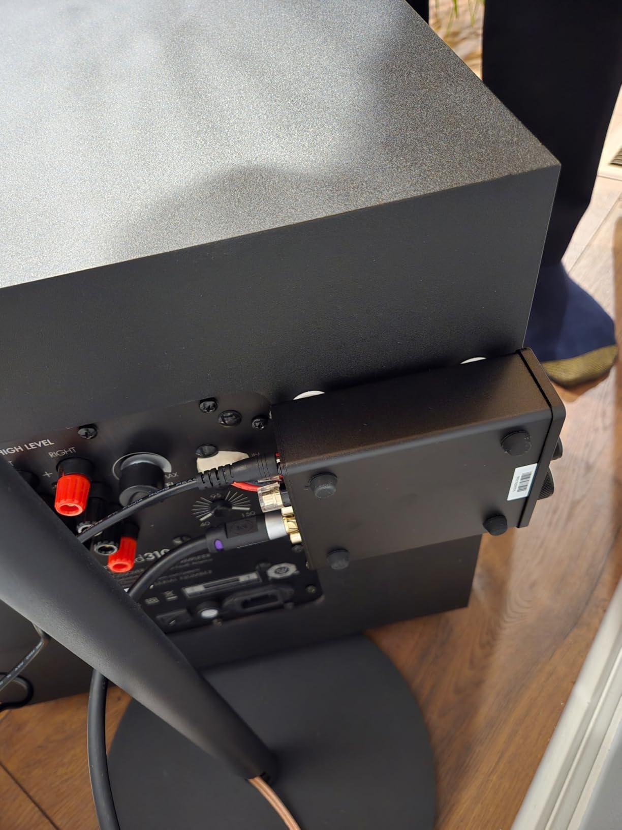 Fosi Audio TP-02 Subwoofer Amplifier Home Audio, Mini Bass Amp Mono Subwoofer Amp, with TDA7498E Chip 220W Volume and Frequency Control, for Powered Passive Subwoofers Bass Shakers customer photo 2