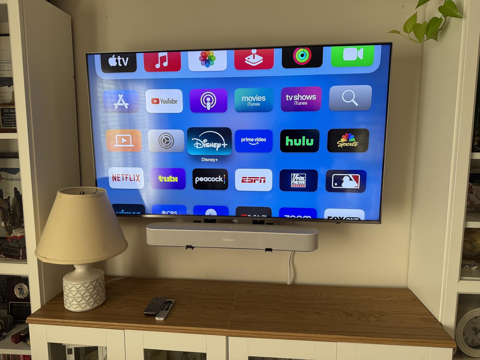 Mounting Dream Soundbar Mount Sound Bar TV Bracket with Holes/Without Holes, Non-Slip Base Holder Extends 3.4