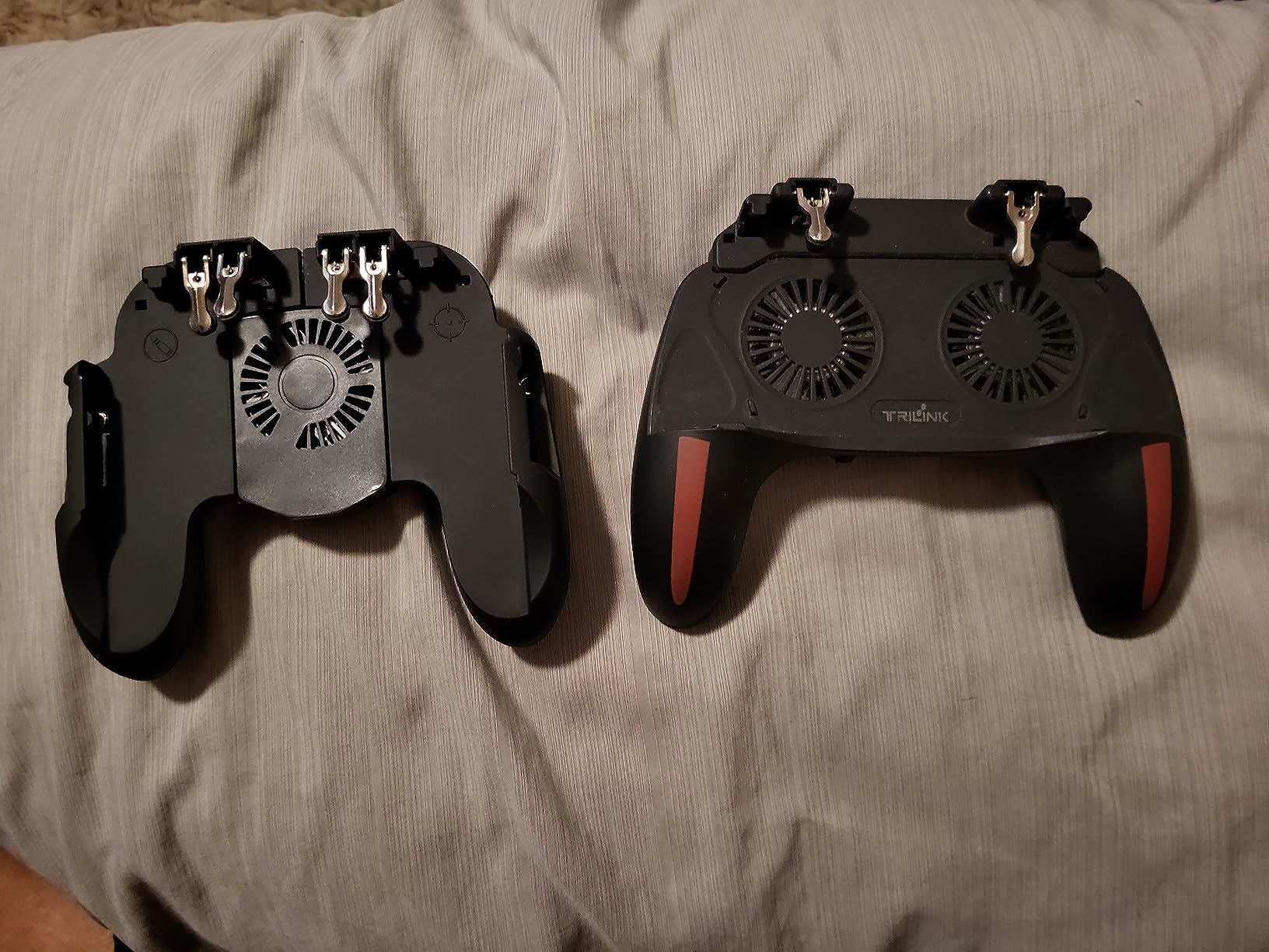 4 Trigger USB Mobile Game Controller with Cooling Fan Adjustable Stand for PUBG/Call of Duty/Fortnite customer photo 1