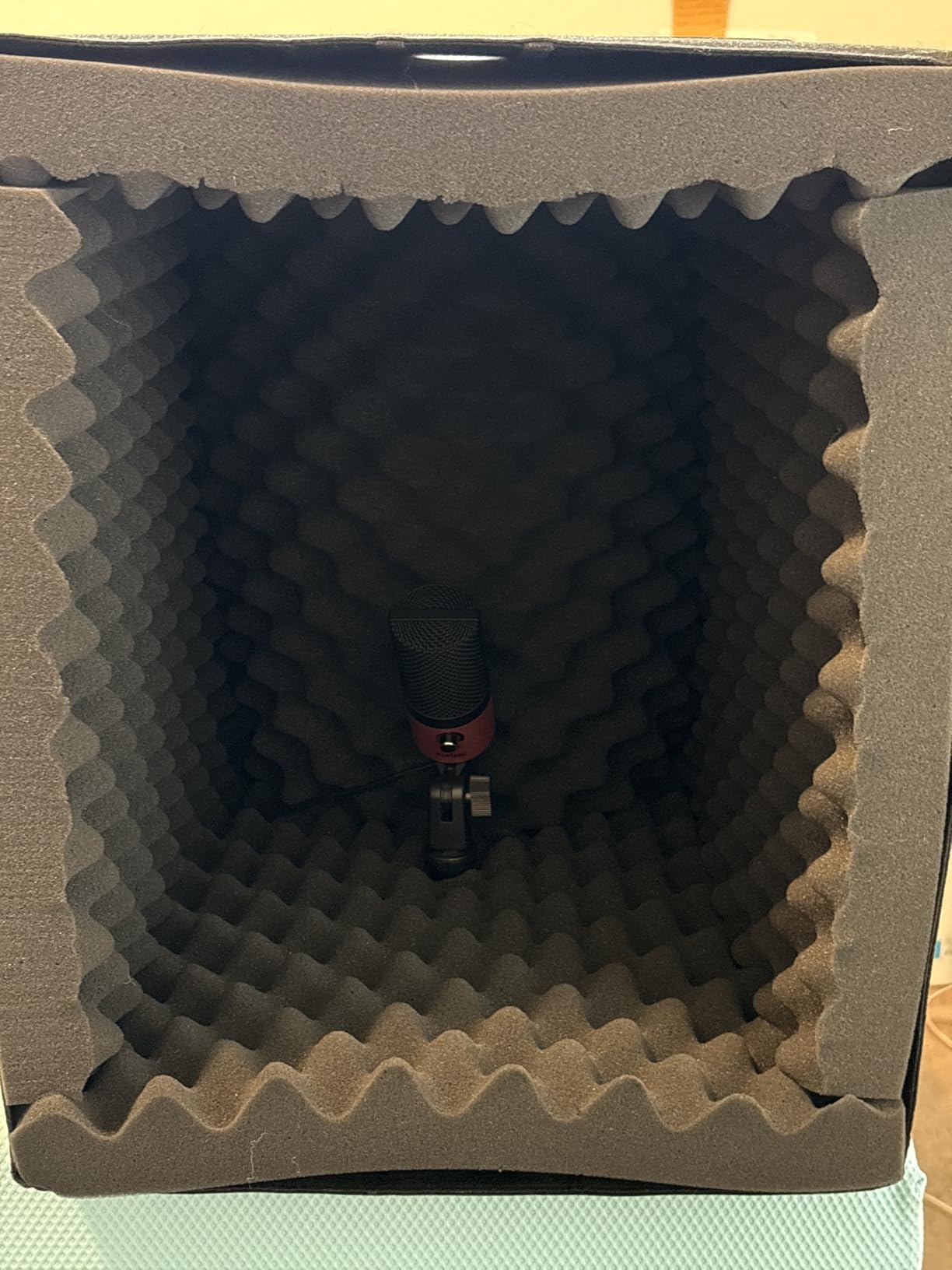 TroyStudio Portable Vocal Booth, Large Foldable Microphone Isolation Shield, Music Recording Studio Sound Echo Absorbing Box, Desk & Stand Use Reflection Filter with Thickened Dense Acoustic Foam customer photo 1