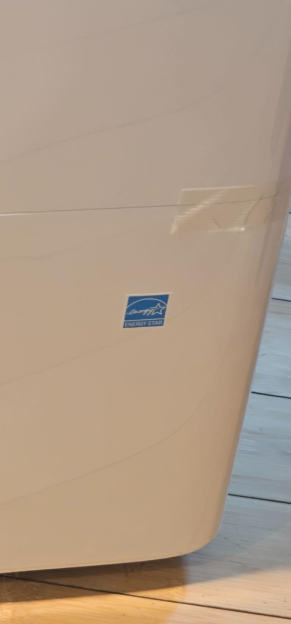 Midea 3,000 Sq. Ft. Dehumidifier for Basement, With Reusable Air Filter 35 Pint - Ideal For Basements, Large & Medium Sized Rooms, And Bathrooms (White) customer photo 2