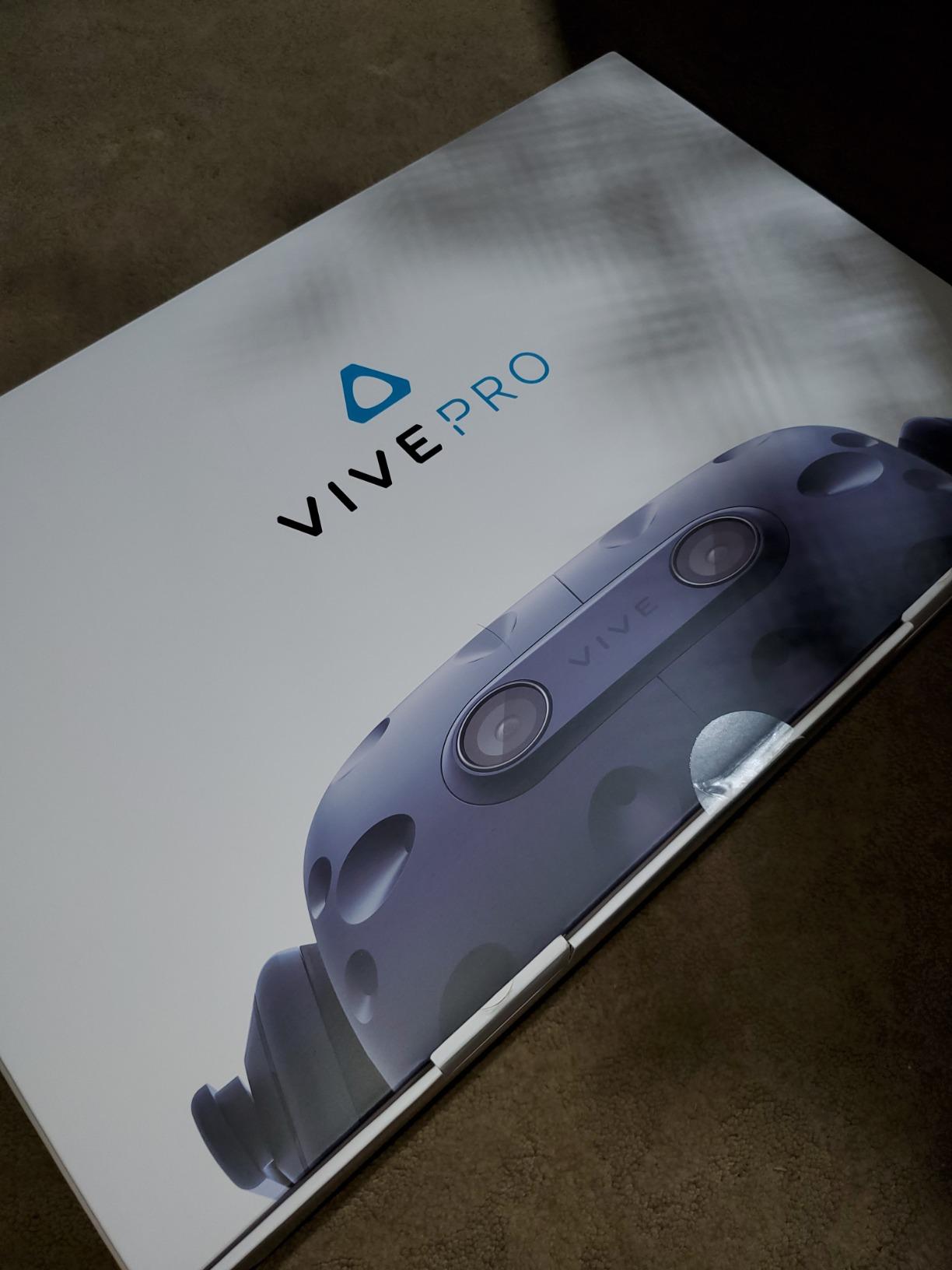 HTC Vive Pro Eye Virtual Reality System - Professional VR with Built-in Eye Tracking customer photo 1