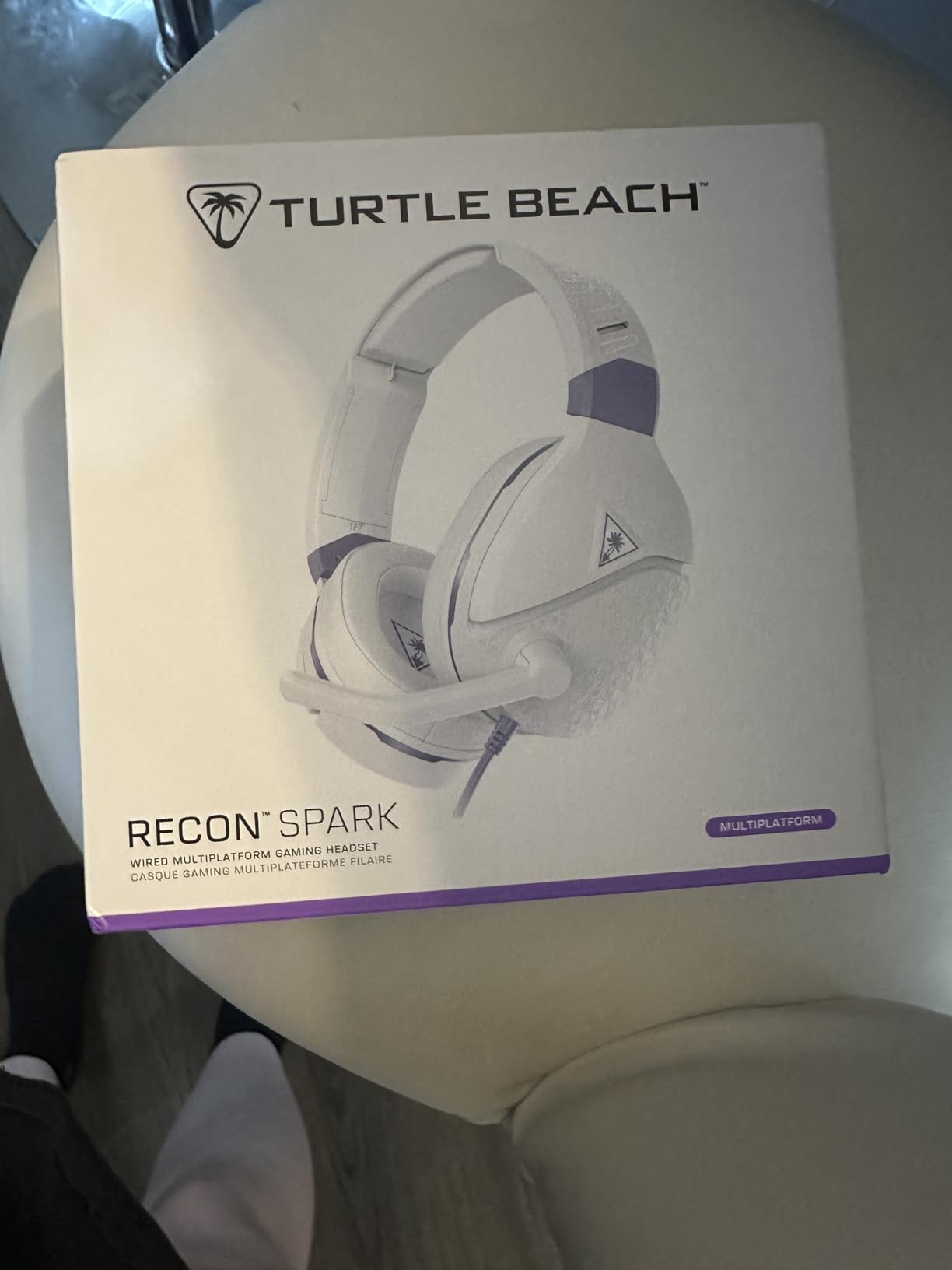Turtle Beach Recon Spark Gaming Headset - Xbox Series X, Xbox Series S, Xbox One, PS5, PS4, PlayStation, PC, Mobile with 3.5mm - Flip-Up Mic, 40mm Speakers, PC Splitter, White customer photo 1