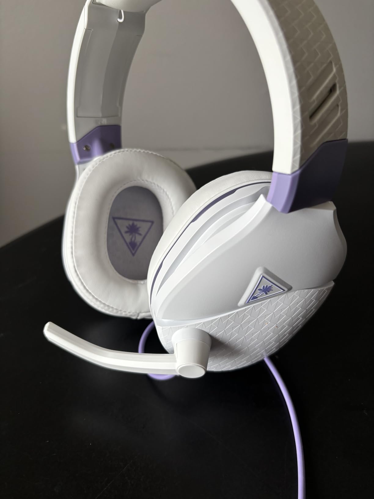 Turtle Beach Recon Spark Gaming Headset - Xbox Series X, Xbox Series S, Xbox One, PS5, PS4, PlayStation, PC, Mobile with 3.5mm - Flip-Up Mic, 40mm Speakers, PC Splitter, White customer photo 2