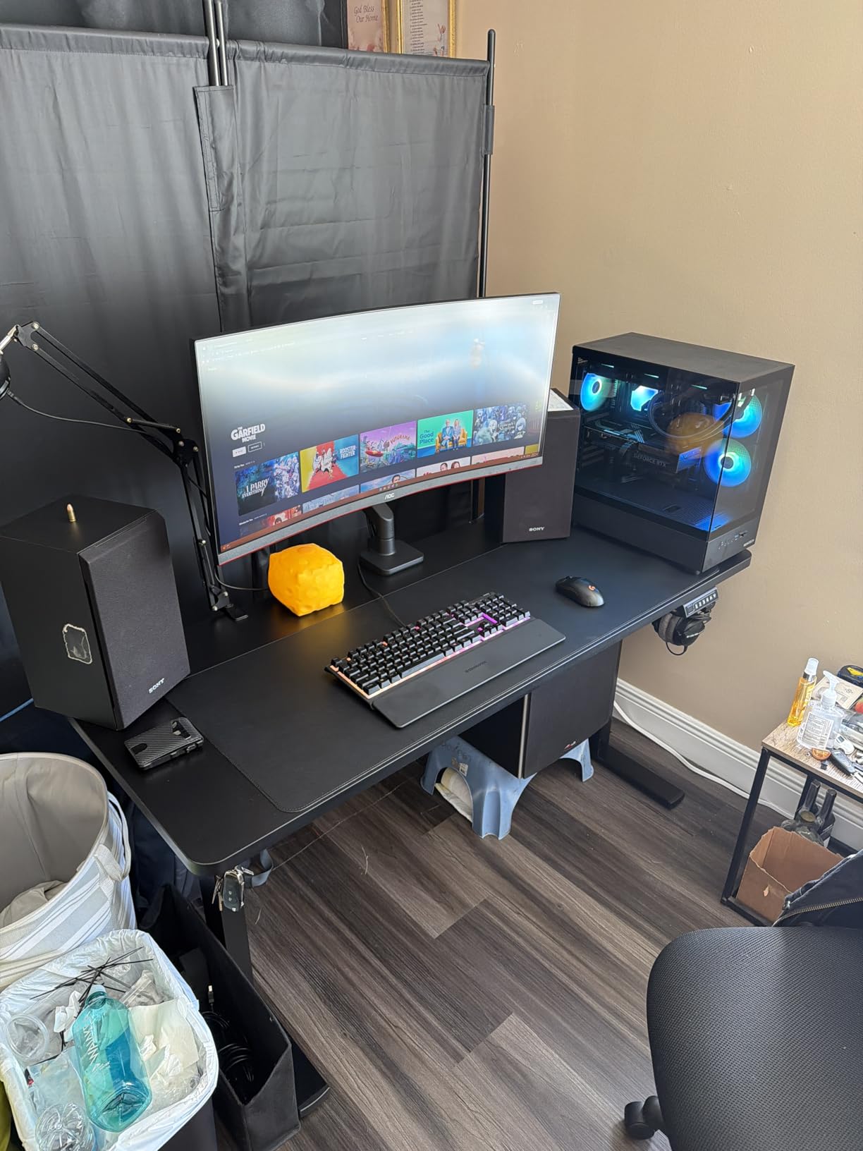 VIVO Electric 60 x 24 in Standing Desk, Memory Height Adjustment, 1B Series, Holds 220 lbs, One-Piece Black Top, Black Frame customer photo 1