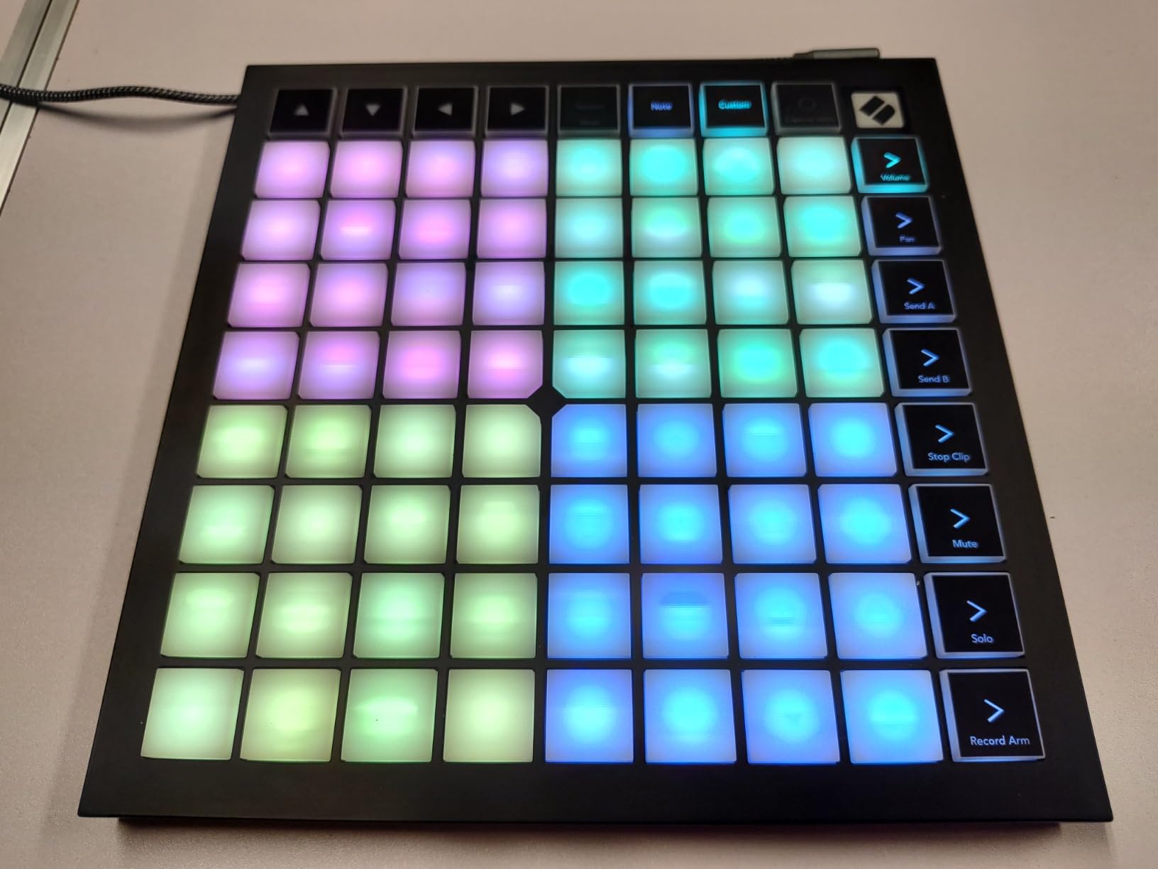 Novation Launchpad X MIDI Grid Controller for Ableton Live/Logic Pro - Easy Controls, Dynamic Note Playing, Scale Modes customer photo 2