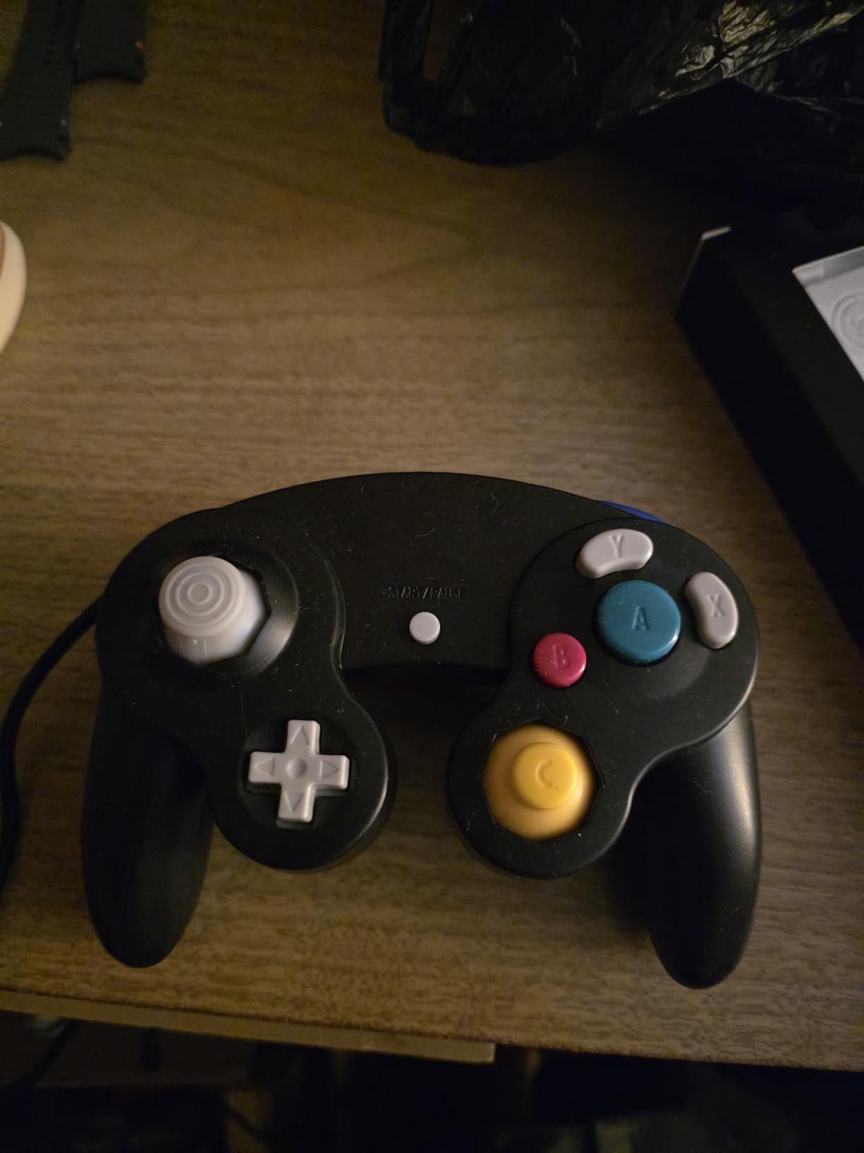 FIOTOK Gamecube Controller, Classic Wired Controller for Wii Nintendo Gamecube (Black) customer photo 1