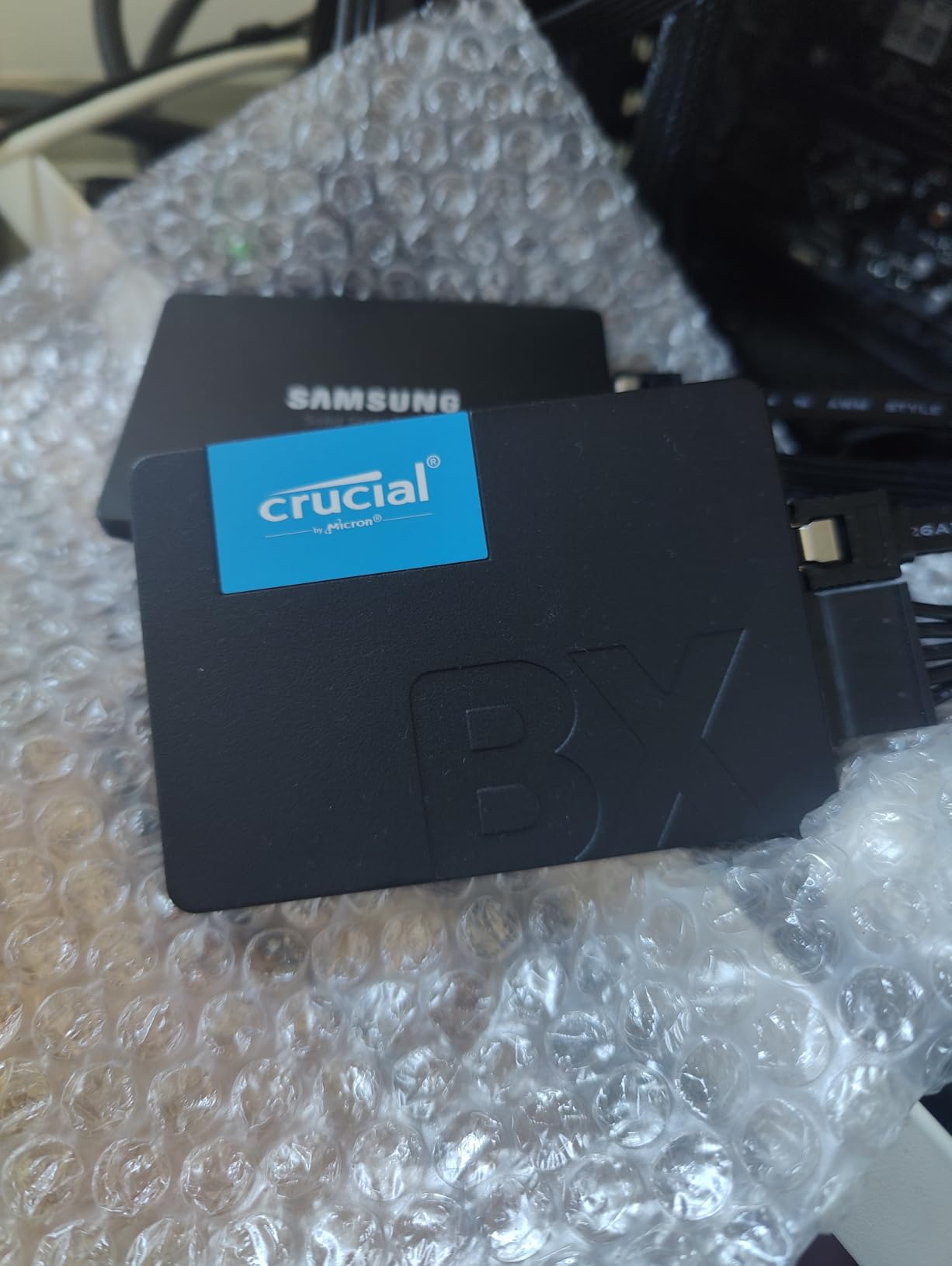 Crucial BX500 2TB 3D NAND SATA 2.5-Inch Internal SSD customer photo 1