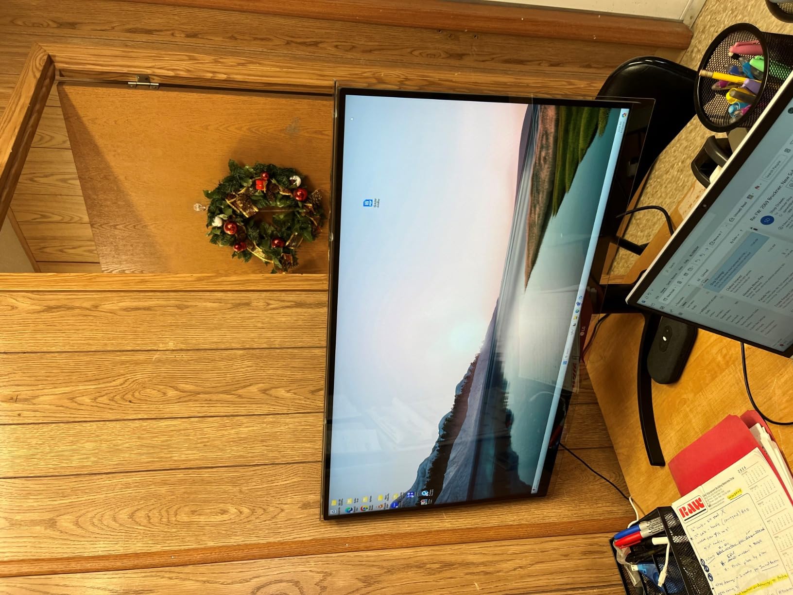 31.5-32 inch Universal Blue Light Screen Protector for Computer Monitor and TV. Filter & Damage Protection Panel (28.5 x 17.1) Blocking UV Display customer photo 1