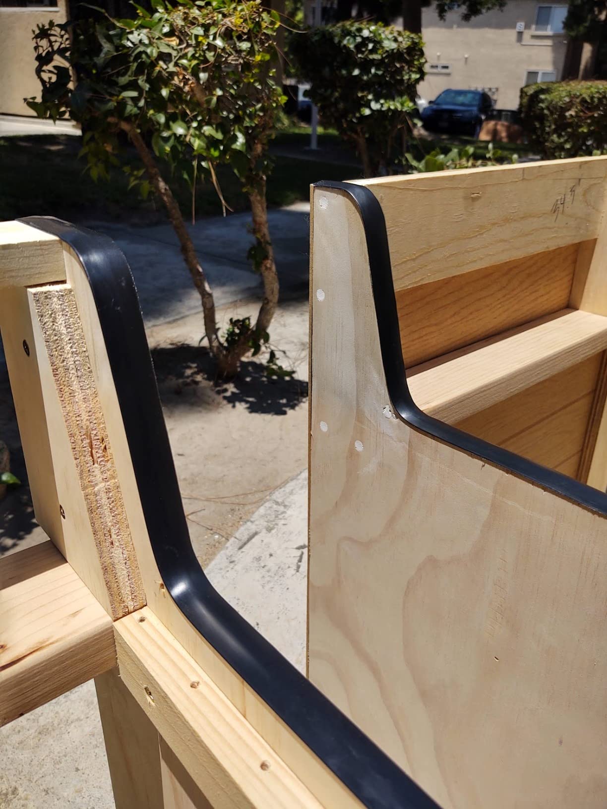 Edge Supply Black 3/4 in x 25 Ft Center Barb Tee Moulding T Molding Hobbyist Pack, Small Projects, Arcade Machines and Tables customer photo 2