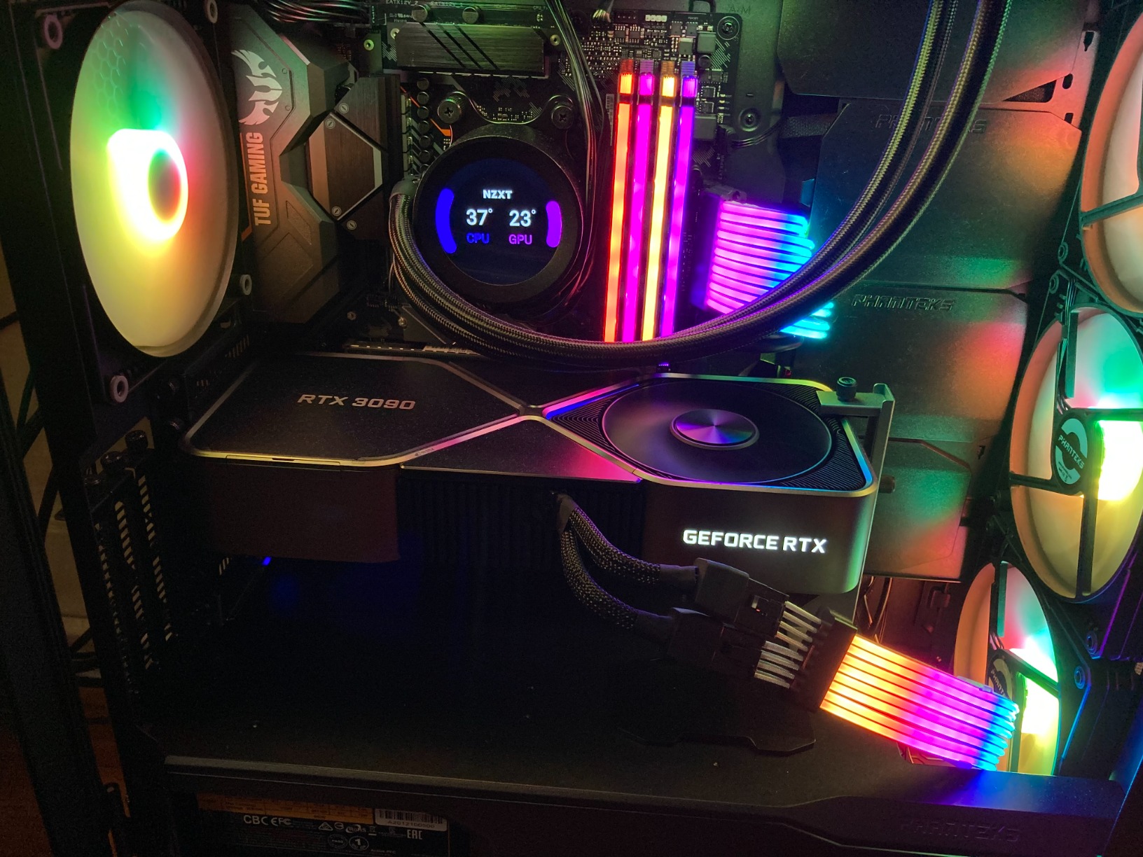 Addressable RGB Strimer Plus Dual 6+2 to 8 Pin (Original Version 1, not V2 Version) customer photo 2
