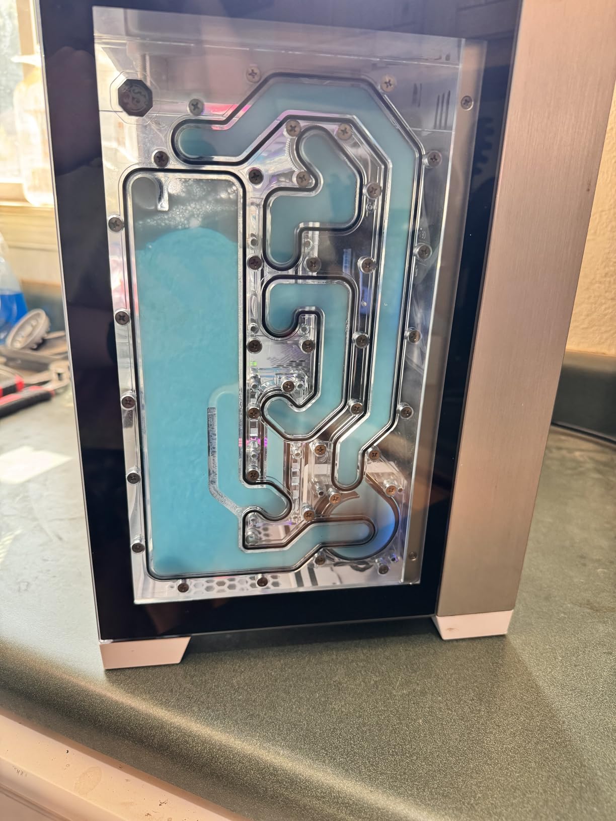 PrimoChill Vue - Computer WaterCooling Coolant, Visual Flow, Solid/Non-Transparent, Full Protection, PrimoPrep Included, Proudly Made in The USA - Toxic Candy customer photo 1