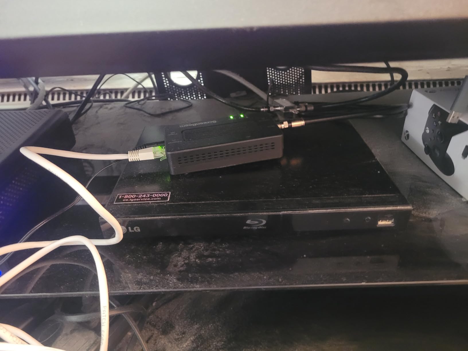 ScreenBeam MoCA 2.5 Network Adapter for Higher Speed Internet, Ethernet Over Coax - Starter Kit (Model: ECB6250K02) customer photo 1
