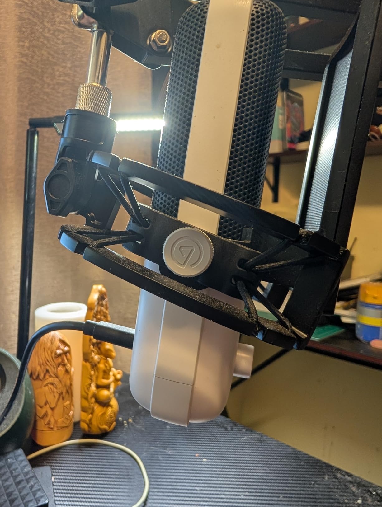 Elgato Shock Mount for Wave:1/3 Microphones customer photo 1
