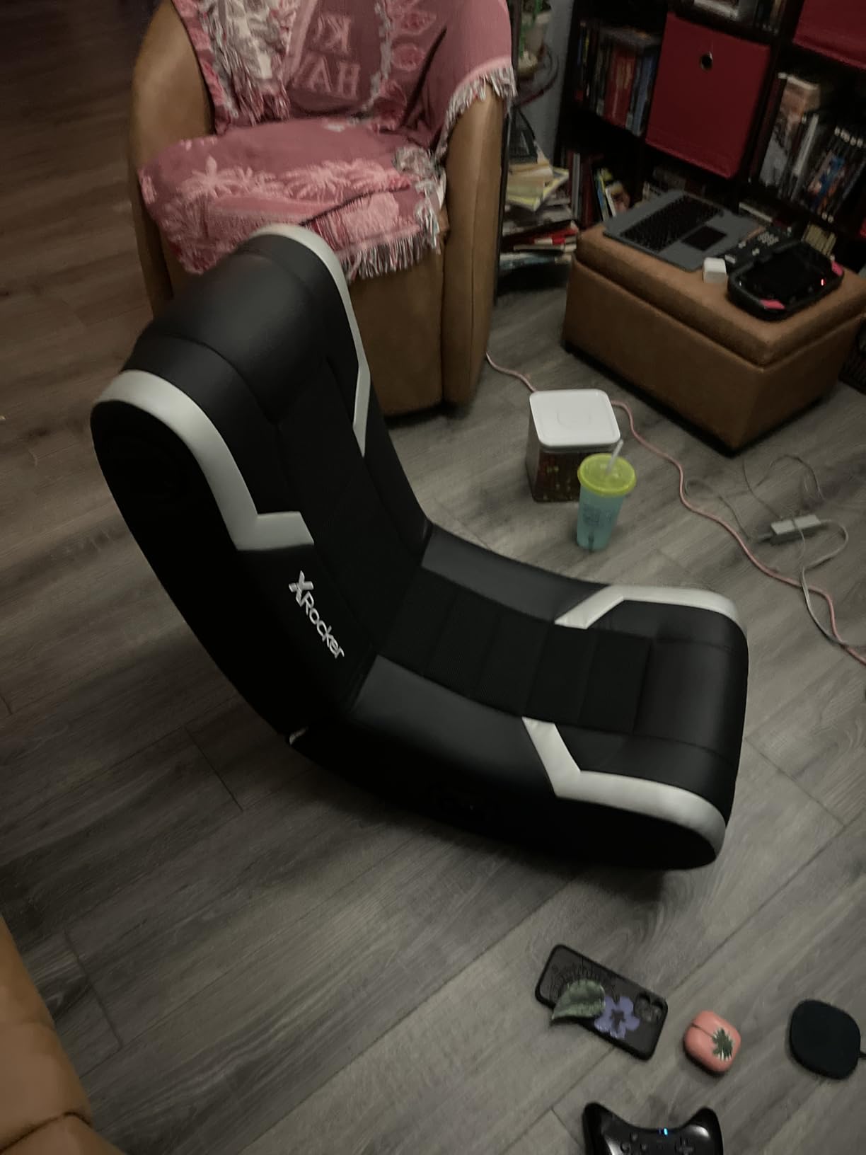 X Rocker Video Gaming Floor Rocker Chair, Built-in Audio, Foldable, for Gamers, Bedroom, or Game Room for Boys, Girls, Teens 5-17, Gifts for Gamers customer photo 2