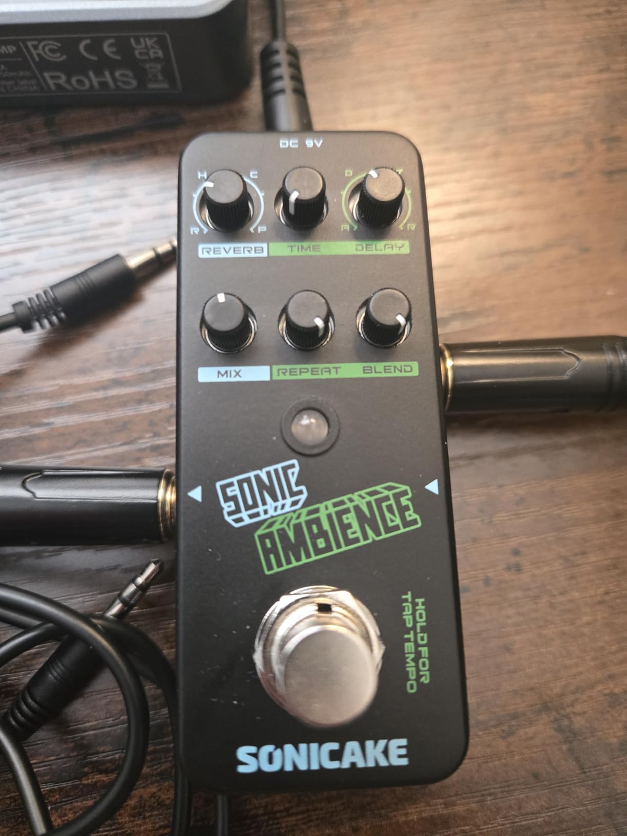 SONICAKE Fazy Cream Vintage Fuzz Pedal customer photo 1