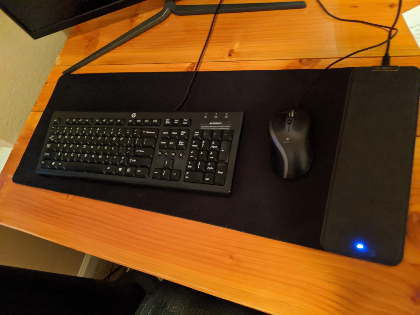 Mouse Pad with Wireless Charging, Black Mousepad Long Desk Mat, Large Gaming Mouse Pad, Soft Mouse Pad Gaming Desk Pad with Non-Slip Rubber Base, Extended Computer Keyboard Mat Office Mice Pad customer photo 2