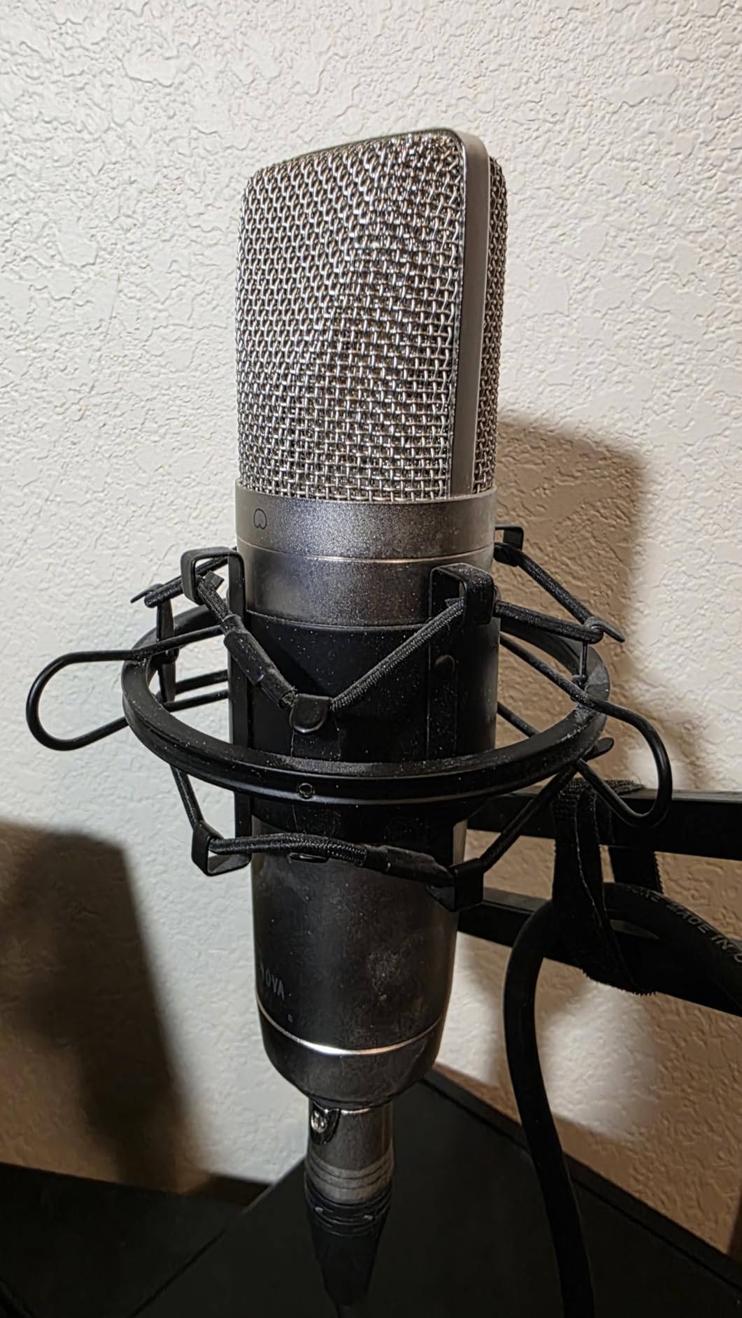 Universal Microphone Shock Mount for 47mm-53mm Diameter Mics customer photo 1