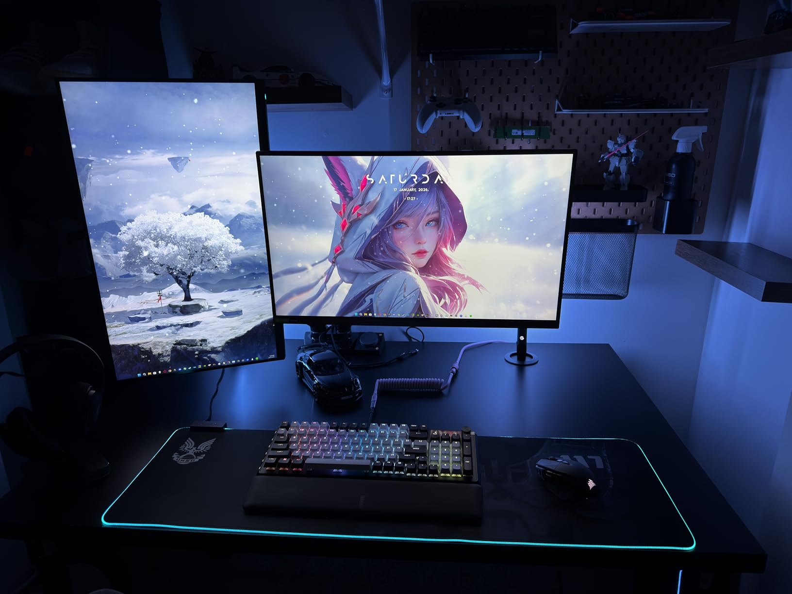 Goliathus Extended Chroma Gaming Mousepad: Customizable RGB Lighting - Soft, Cloth Material - Balanced Control & Speed - Non-Slip Rubber Base customer photo 1