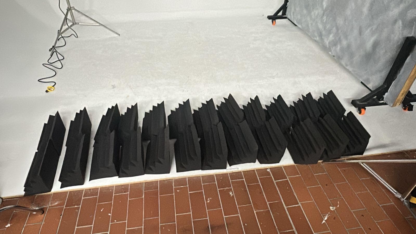 8 Pack - Bass Traps Acoustic Foam Corner, 8''x8''x12'' Black Bass Traps Corner Studio Foam, High Density and Fire-Proof Acoustic Panels Recording Studio customer photo 1