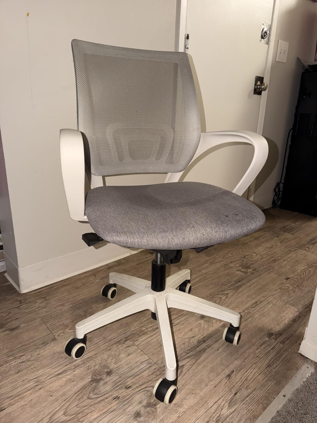 NEO CHAIR Office Desk Computer Chair Ergonomic Mesh Gaming Mid Back Seat with Comfy Lumbar Support Adjustable Height Swivel for Home Task customer photo 2