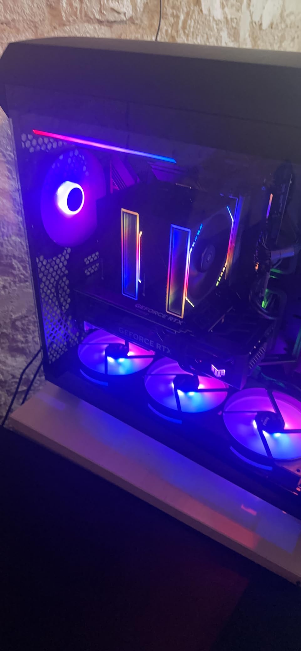 Fractal Design Aspect 14 RGB 140 mm PWM Wide 500-1700 RPM Range Black Frame Computer Fan customer photo 1