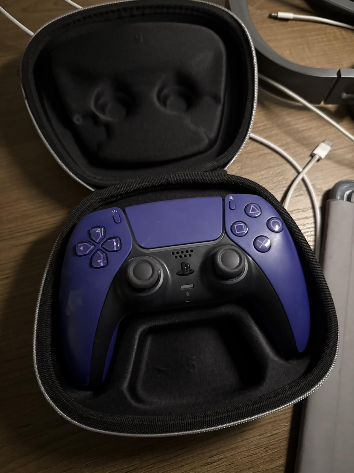 sisma Carry Case Compatible with PS5 DualSense Wireless Controller, PlayStation 5 Controller Holder Travel Safekeeping Protective Case Storage Bag customer photo 1
