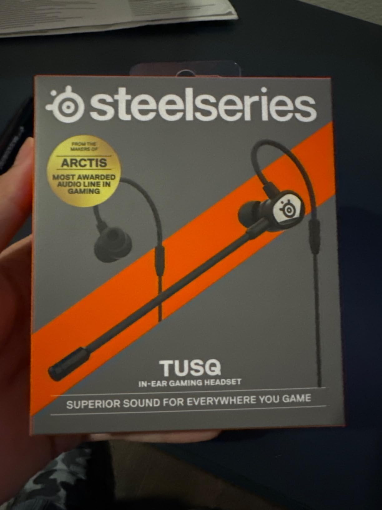 Tusq Gaming Earphones with Detachable Microphone Noise Cancelling for PC/PS/Switch/Smartphone,Ear-Hook,Black,3 Settings to Fit Your Ear Size customer photo 1