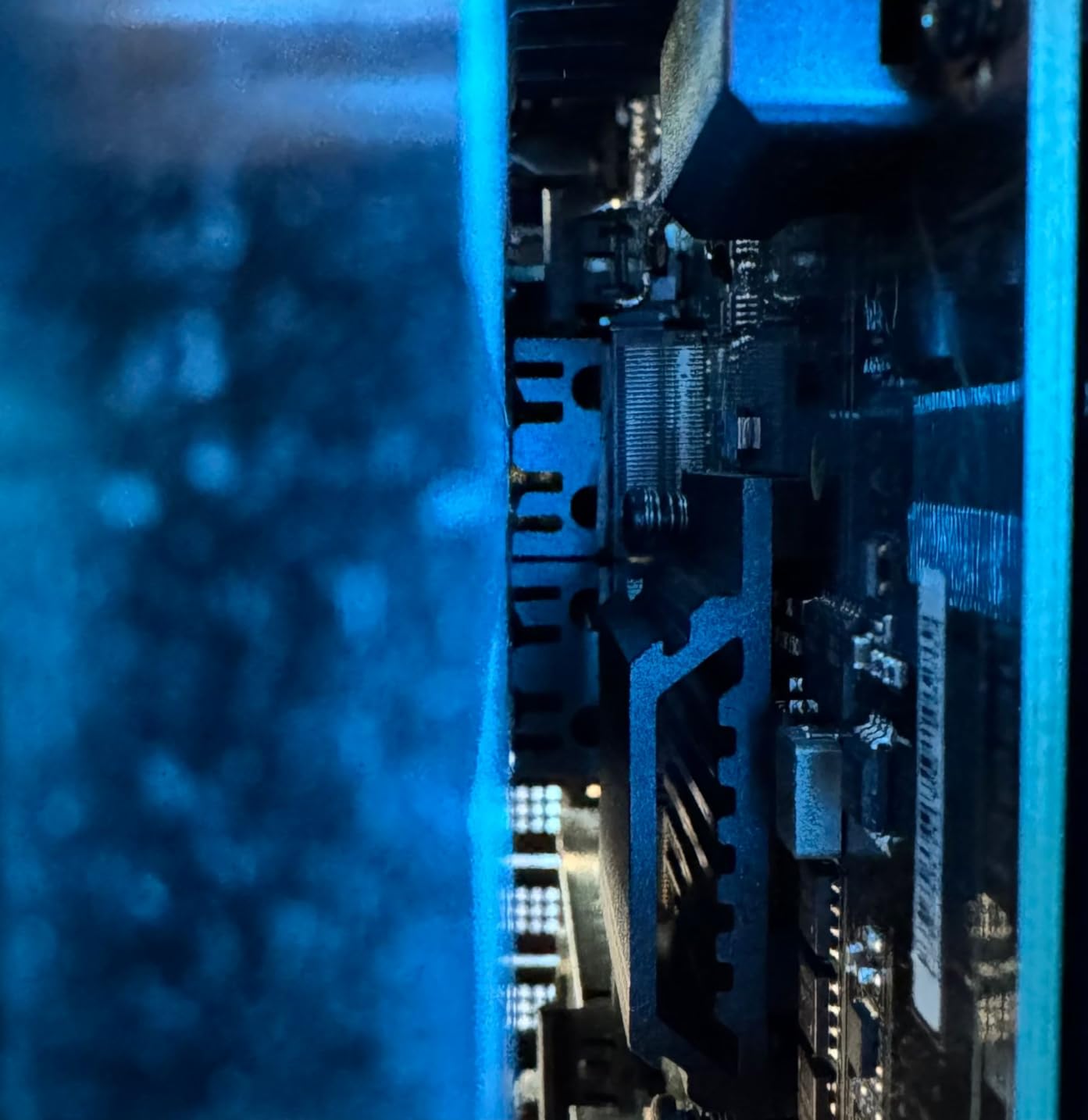 be quiet! MC1 Pro M.2 SSD Cooler, Heatpipe Heatsink for 2280 NVMe, Dual-Sided Compatible, Black Aluminum for Maximum Cooling Performance, BZ003 customer photo 2
