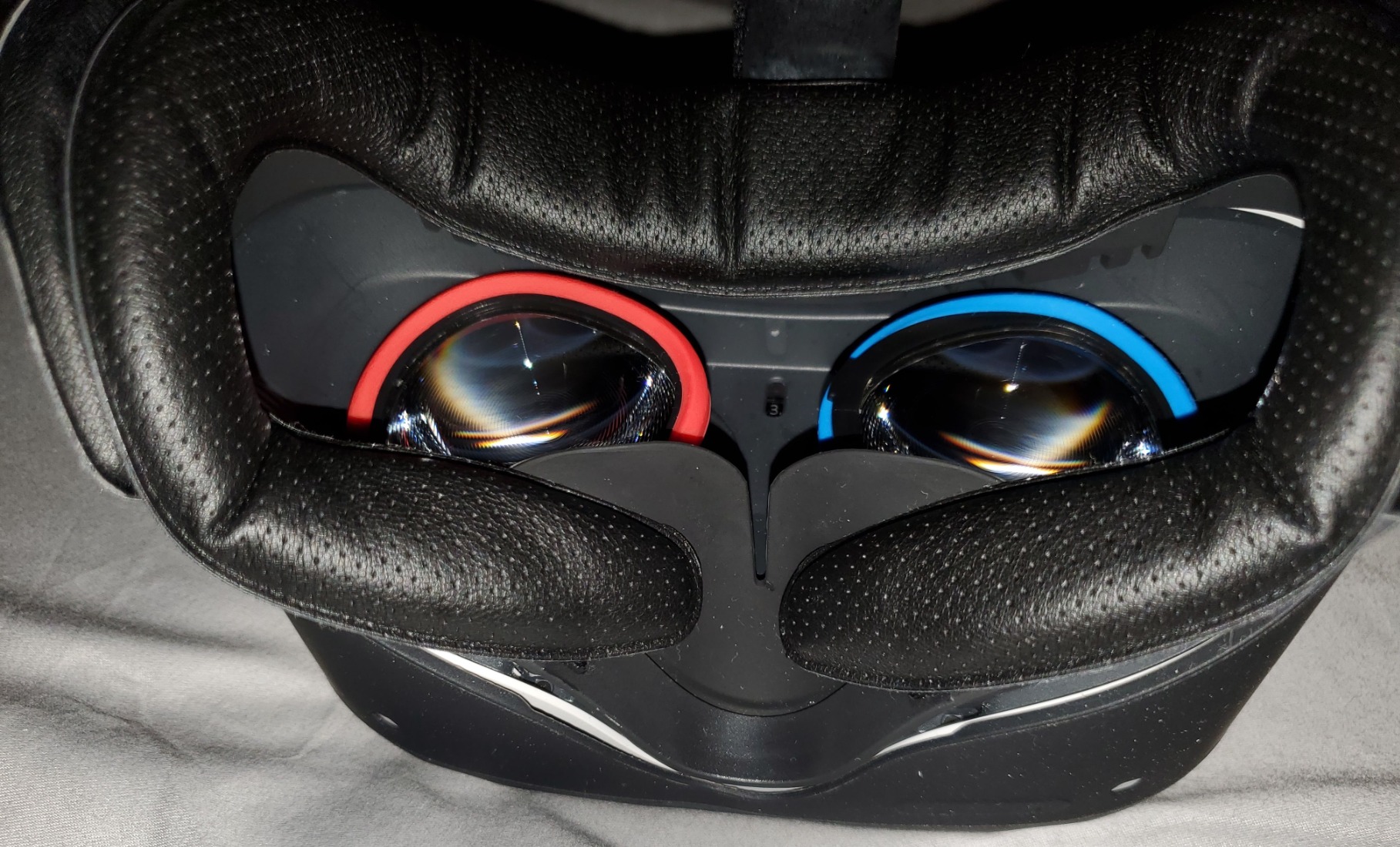 M AMVR Face Pad Compatible with Quest 2 Accessories, Face Pad Foam Replacement, with Fitness Facial Interface, Breathable PU Face Cushion, Air-Circulation Design customer photo 1