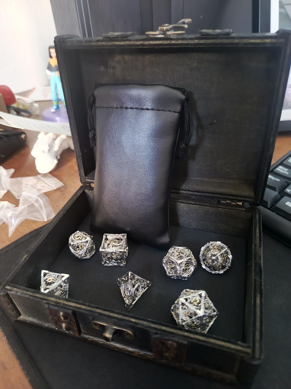 AncientDeer DND Dice Set 7 Pieces D&D Pure Copper Hollow Polyhedral DND Dice W/Gift Box & Dice Bag for DND RPG Explorers Savage World and Table DND Dungeons and Dragons Role Playing customer photo 2