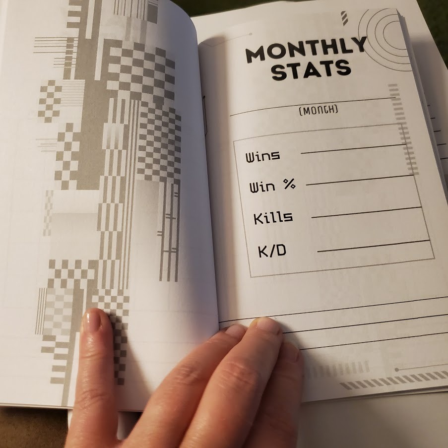 Gaming Stats: Game Tracker & Logbook, Notebook for Gamers, Video Game Tracker, Logbook, Track Daily Wins, Track Kills, Track Kill Rates, Record Usernames & Passwords, Monthly Logbook customer photo 2