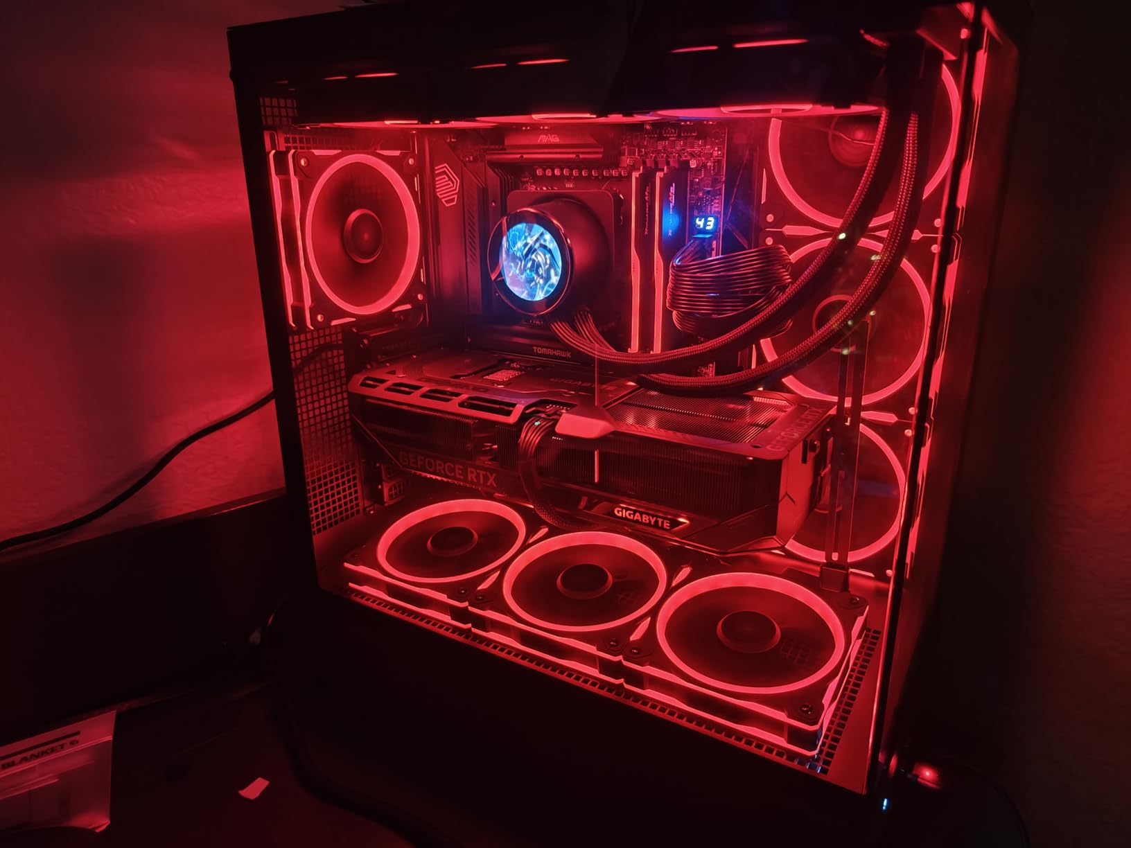 ASUS ROG Strix XF120 Whisper-Quiet, 4-pin PWM Fan for PC Cases, Radiators or CPU Cooling (120mm, up to 400,000 Hours lifespan, Magnetic-Levitation, 1800RPM) customer photo 1