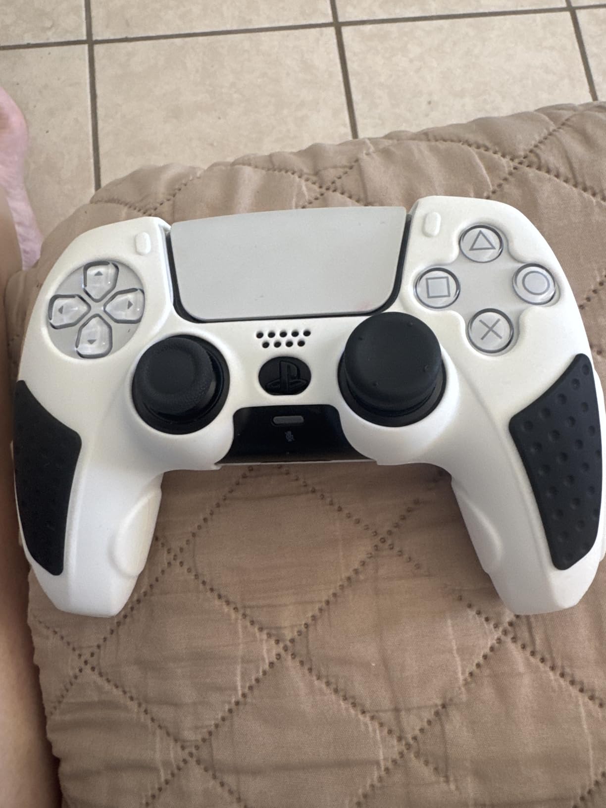 SIKEMAY PS5 Controller Cover Skin Case, Directly Applicable for PS5 Charger, Anti-Slip Sweatproof Silicone Protective for PlayStation 5 Dualsense Controller with Thumb Grips Caps x 10 (Black) customer photo 1