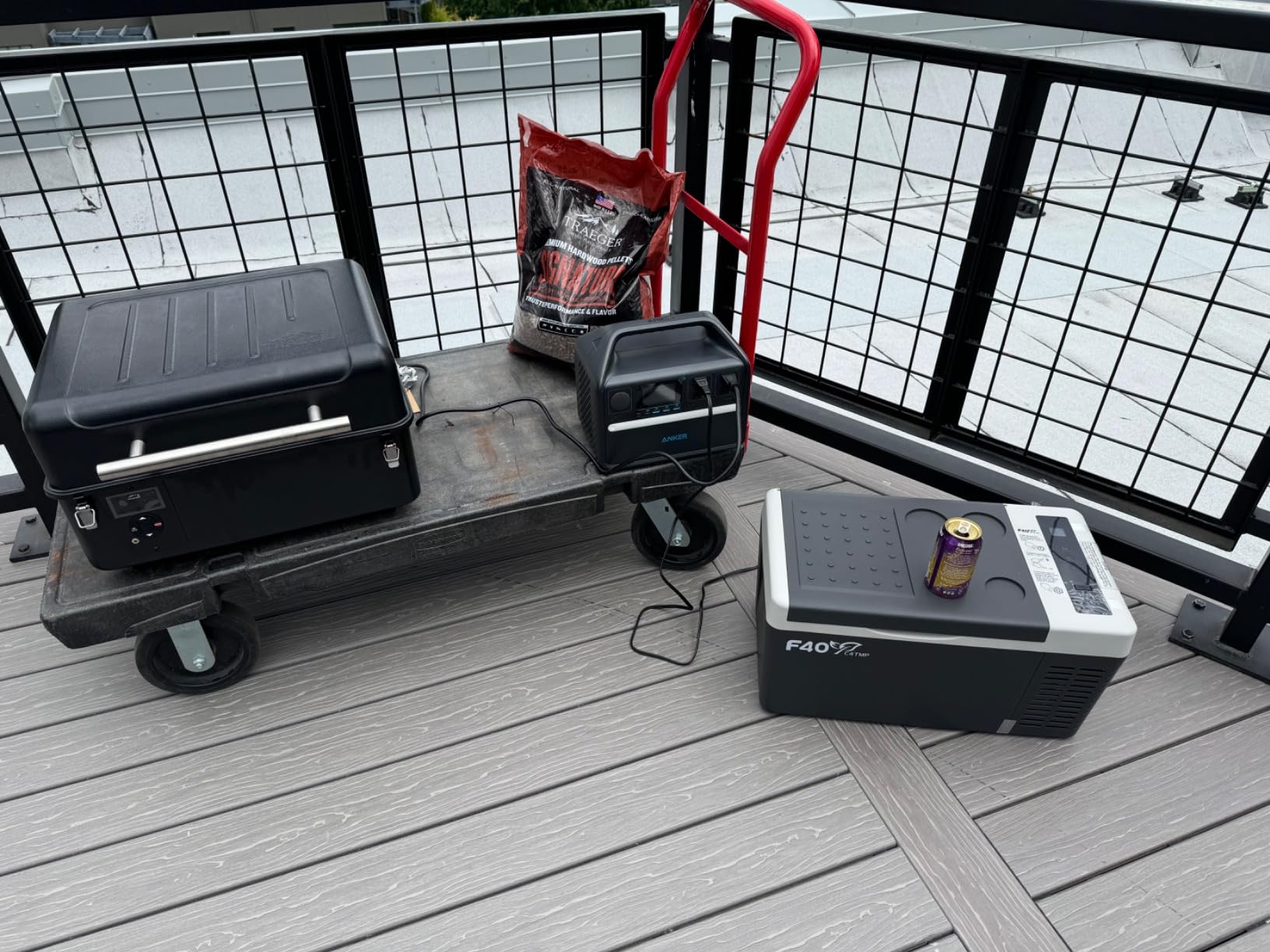 Anker 535 Portable Power Station with Carrying Case Bag, 512Wh Solar Generator, 500W 9-Port Powerhouse customer photo 2