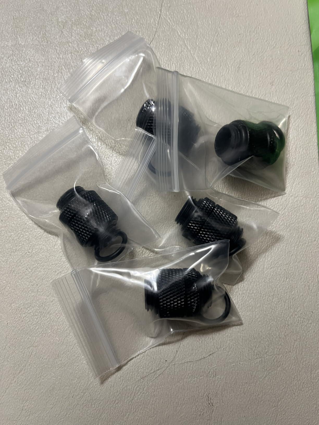 Dracaena.io 6 Pack G1/4 inch Thread, Male to Male Mini Extender Fitting with Tighten O-Ring, Compression Fitting for Computer Water Cooling System, Silver customer photo 2