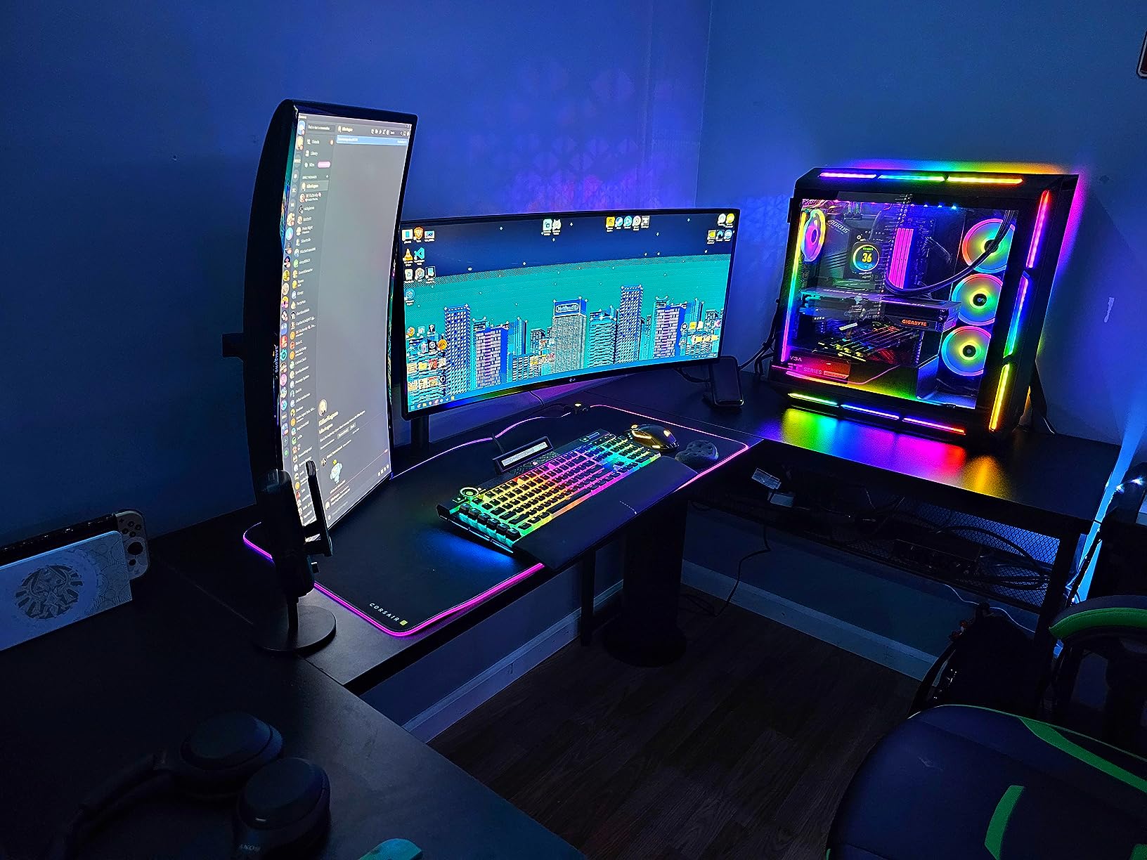 Corsair iCUE 5000T RGB Mid-Tower ATX PC Case - 208 Individually Addressable RGB LEDs - Fits Multiple 360mm Radiators - Easy Cable Management - 3 Included Corsair LL120 RGB Fans customer photo 2