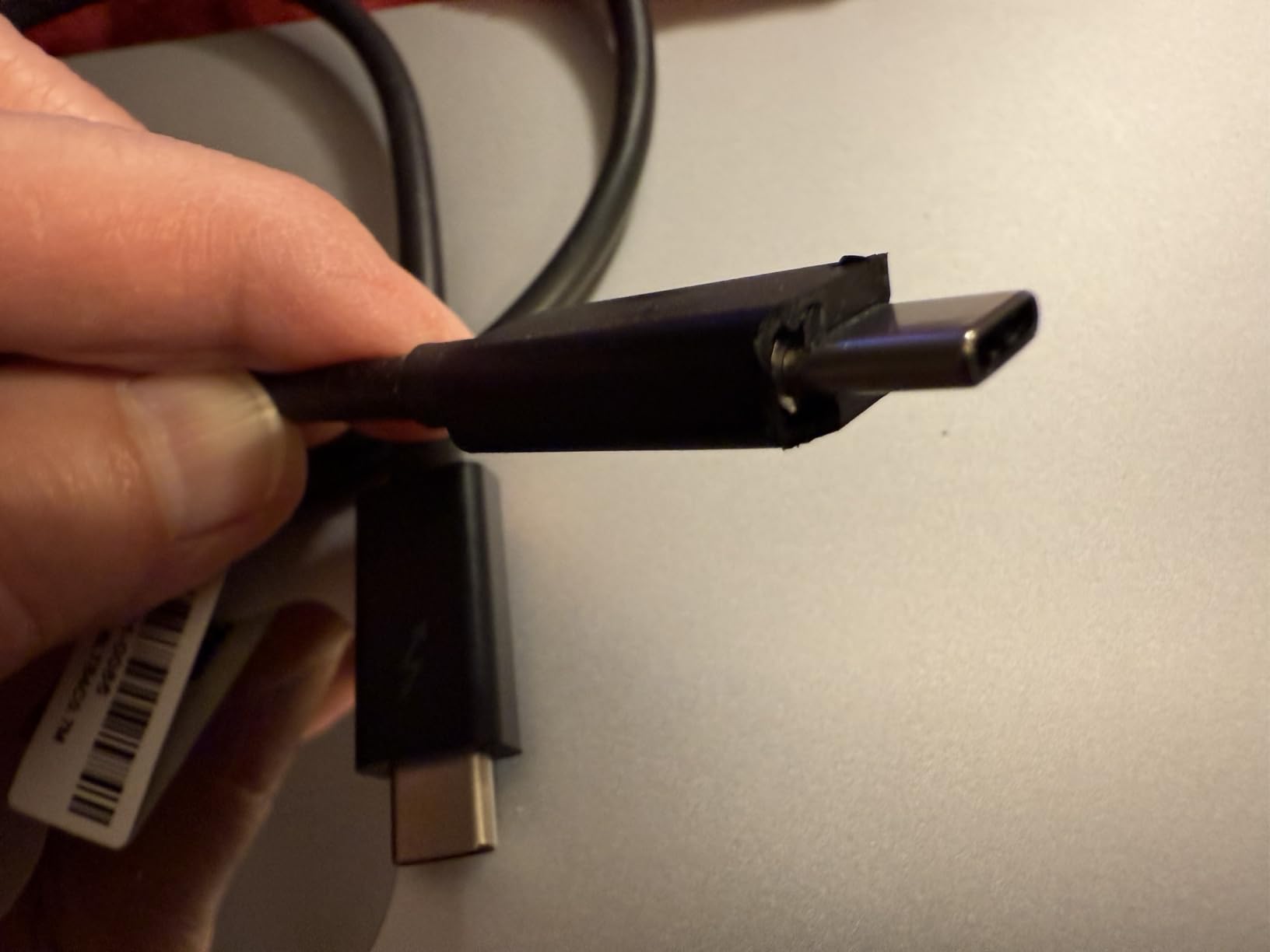 OWC 2,0M Thunderbolt 4 / USB-C Cable - Universal and Full Capability for All Thunderbolt 3, Thunderbolt 4, USB-C, and USB4 Devices customer photo 2