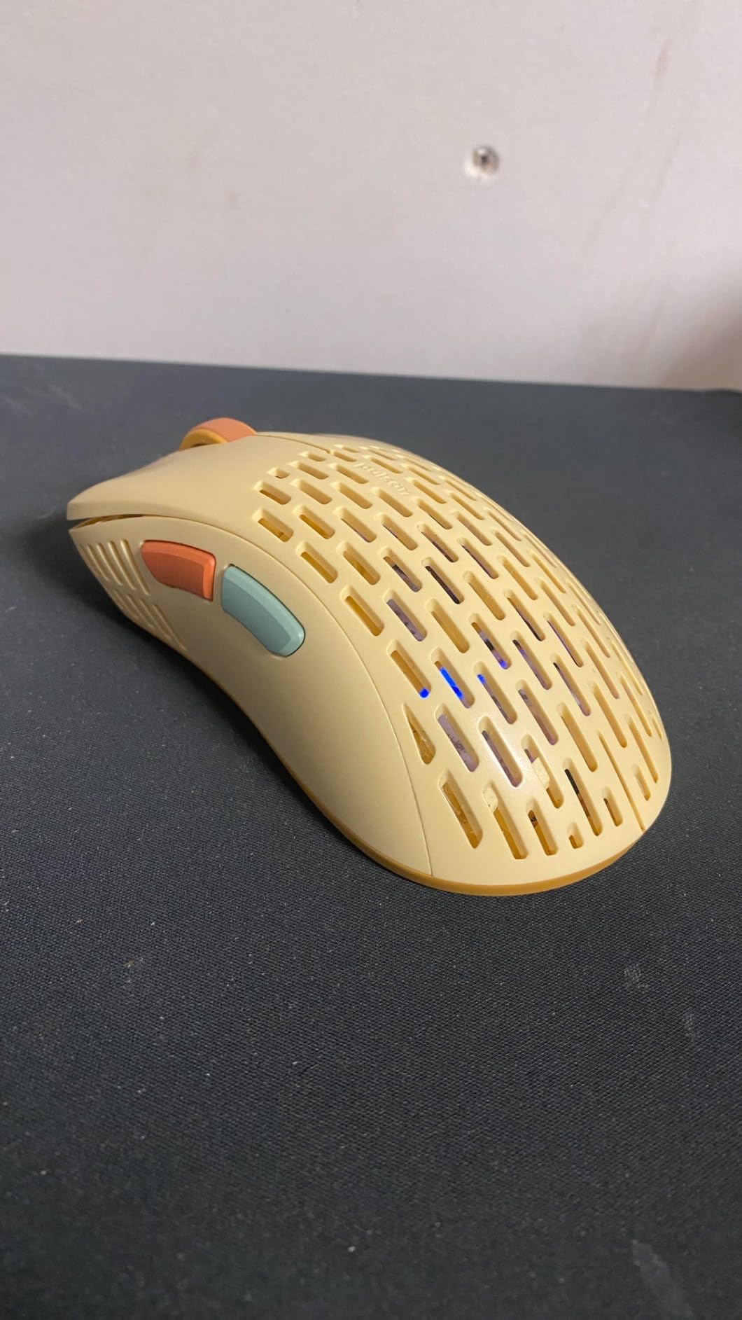 Pulsar Gaming Gears - PTFE Mouse Feet for Xlite Series Wireless Mice Premium Skate 0.6mm (Control, White) customer photo 2