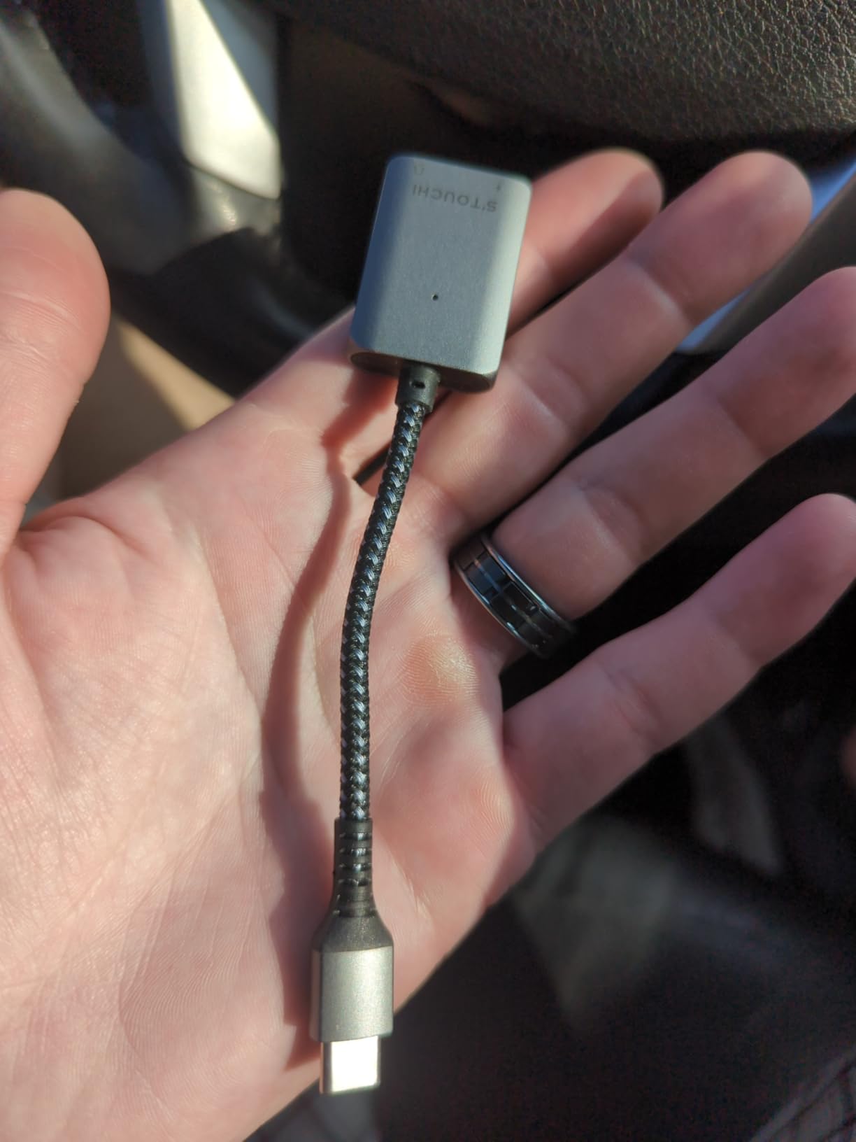 Stouchi 2-in-1 USB C to 3.5mm Headphone Charge Adapter AUX Mic Jack with PD Fast Charging High Resolution DAC for Earphones iPhone 17 16 15, Galaxy S25 /24/S24+/S23/S22/S21, iPad Pro, Pixel 9/8/7 customer photo 1