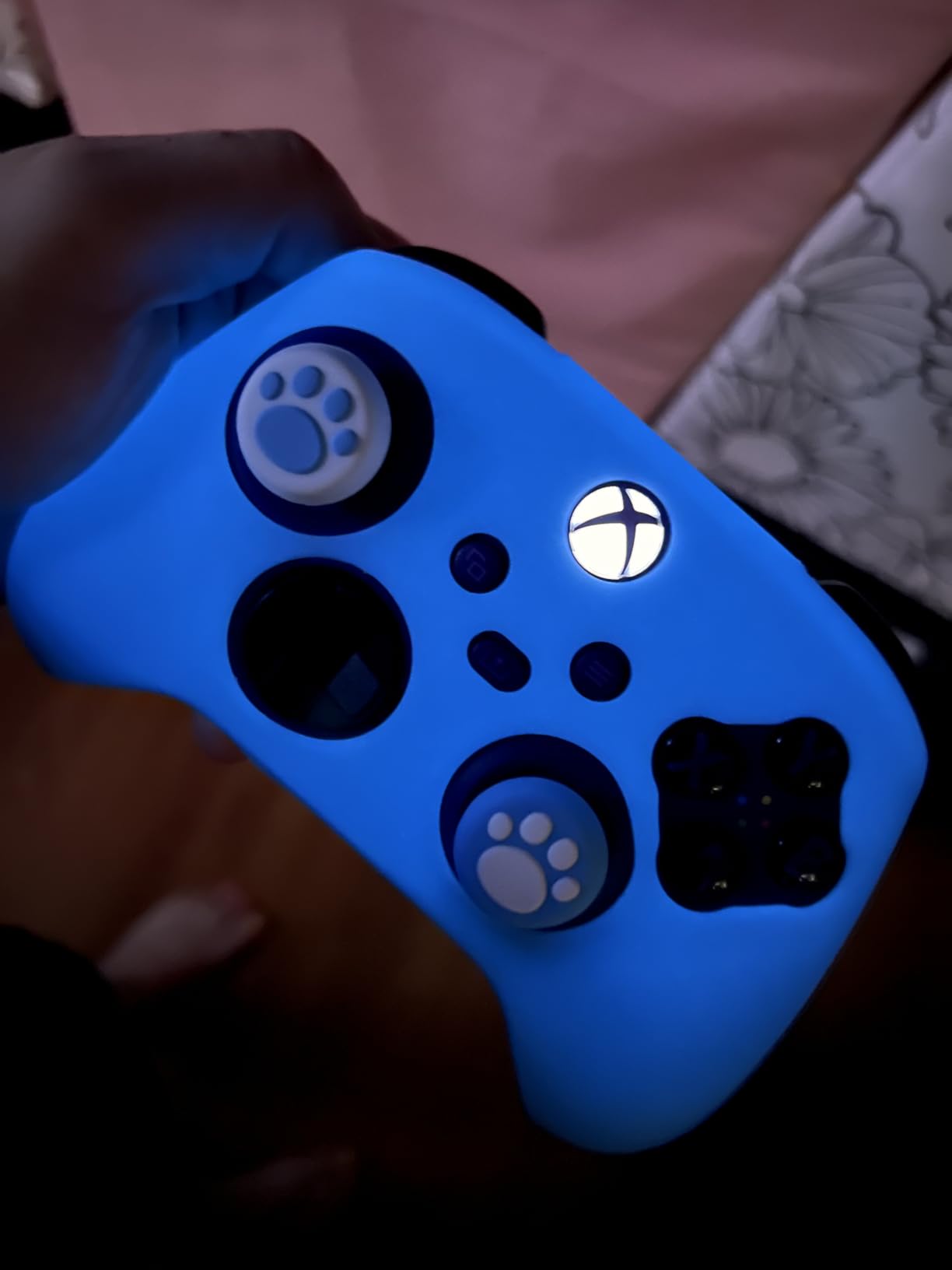 Glow in The Dark Silicone Cover Skin for Xbox Series X Controller, Anti-Slip Soft Rubber Case Protector for Xbox Series S Controller with 6 Thumb Grip Caps Glow in The Dark. customer photo 2