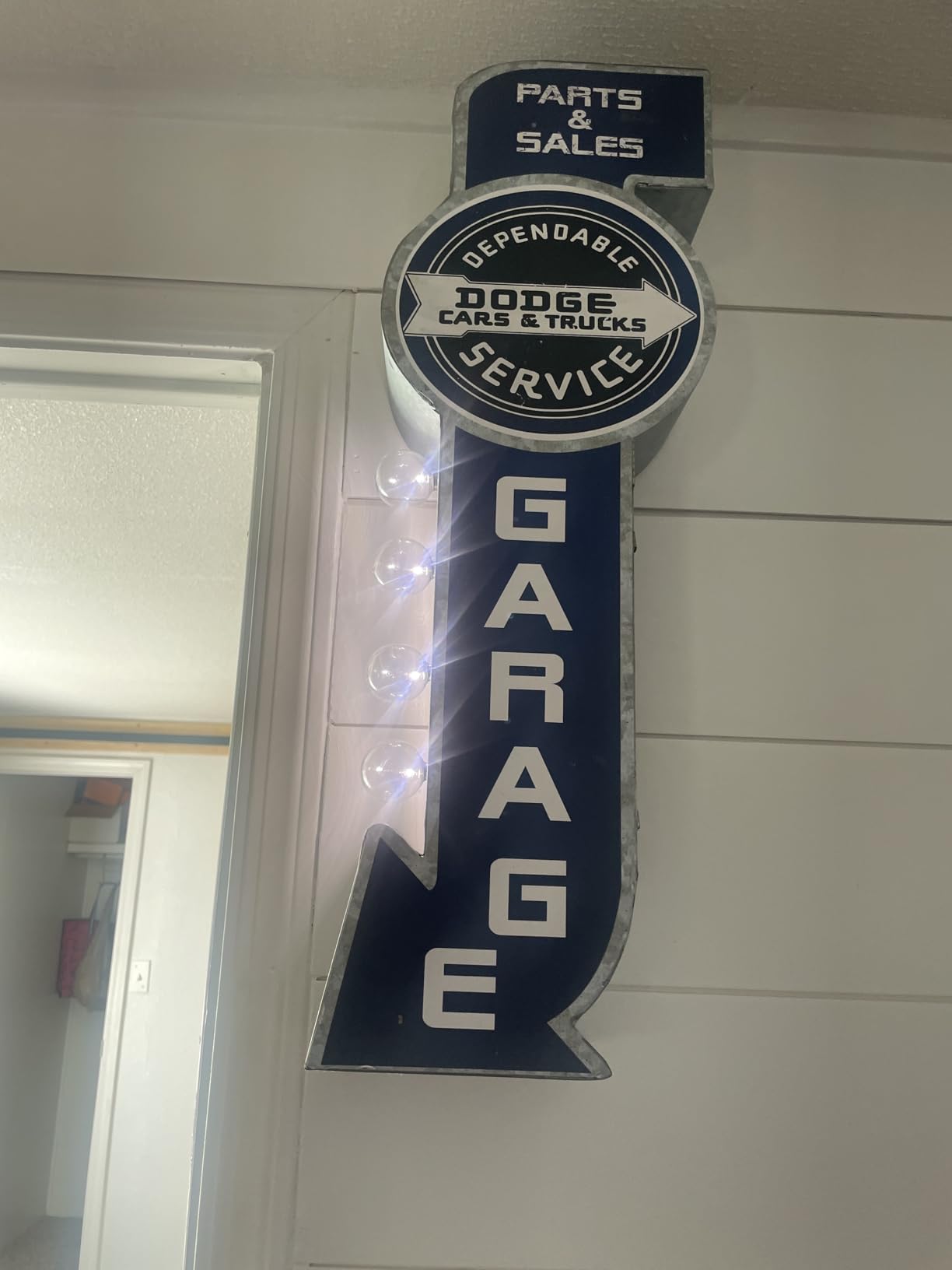 Arcade Games Vintage Inspired Double-Sided Marquee LED Sign Retro Wall Décor for the Home, Game Room, Bar, Man Cave, Garage, or Bedroom (26