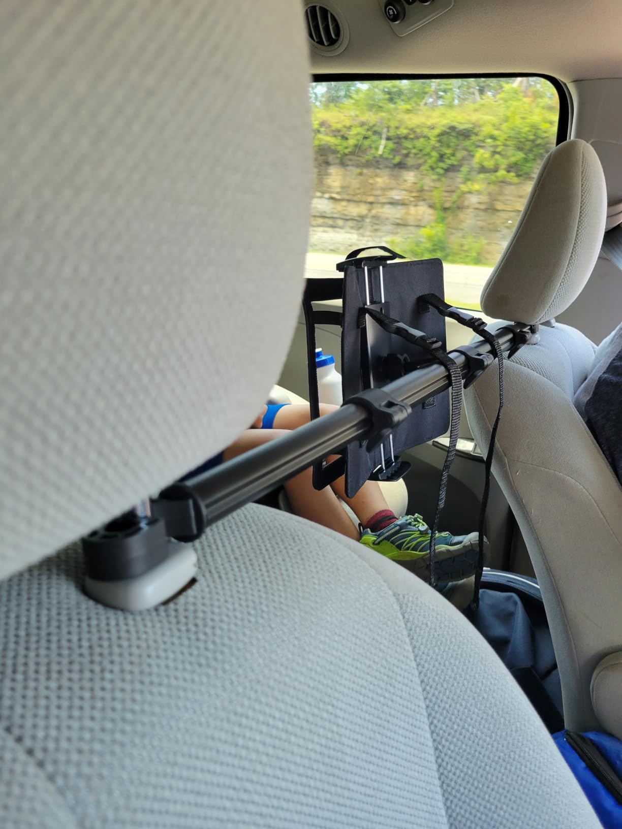 Tryone Car Tablet Holder Mount for iPad: Headrest Tablet Stand for Car Back Seat Compatible with iPad Pro Air Mini | Galaxy Tab | Kindle Fire HD | Switch OLED or Other 4.7-16.1