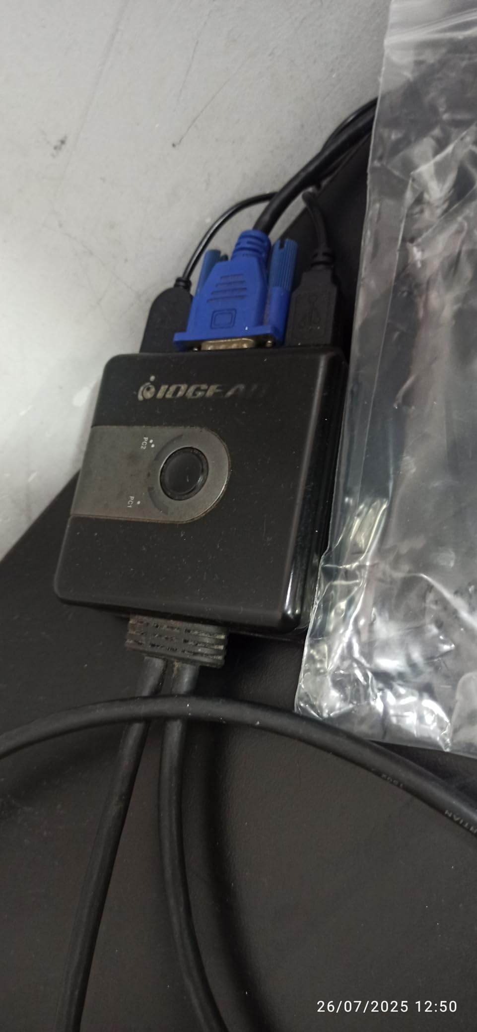 2-Port HDMI KVM Switch with Cables - USB & HDMI Connections - Control 2 Computers with One Monitor, Keyboard & Mouse - Plug & Play - 1080p/1920x1200 - Windows, Mac, Linux - GCS32HU customer photo 1